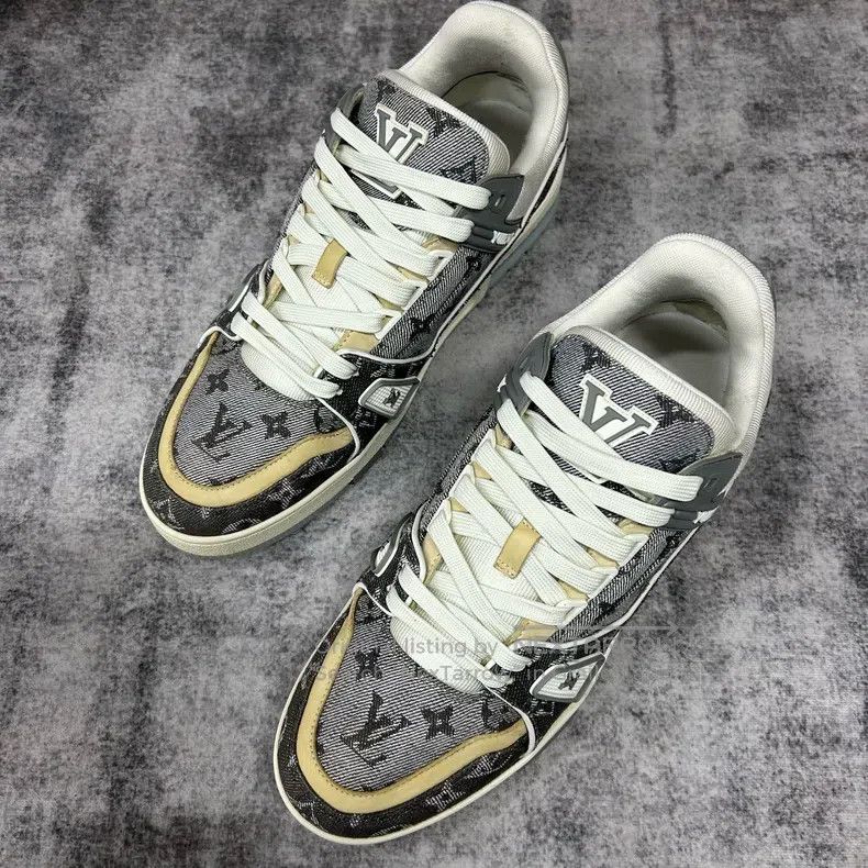 Louis Vuitton Louis Vuitton TRAINER Grey and White Denim Crystal Base Sh Size US 8 / EU 41 - 1 Thumbnail