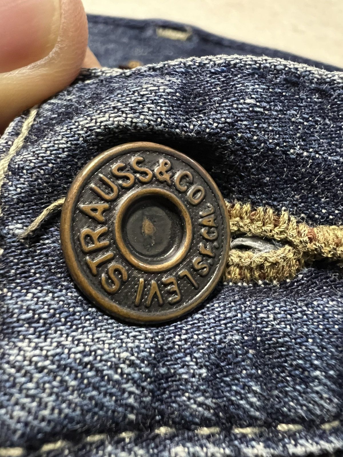 Levi's 💥Baggy💥Vintage Levis 203 Carpenter Washed Distressed Jeans Size US 35 - 13 Thumbnail