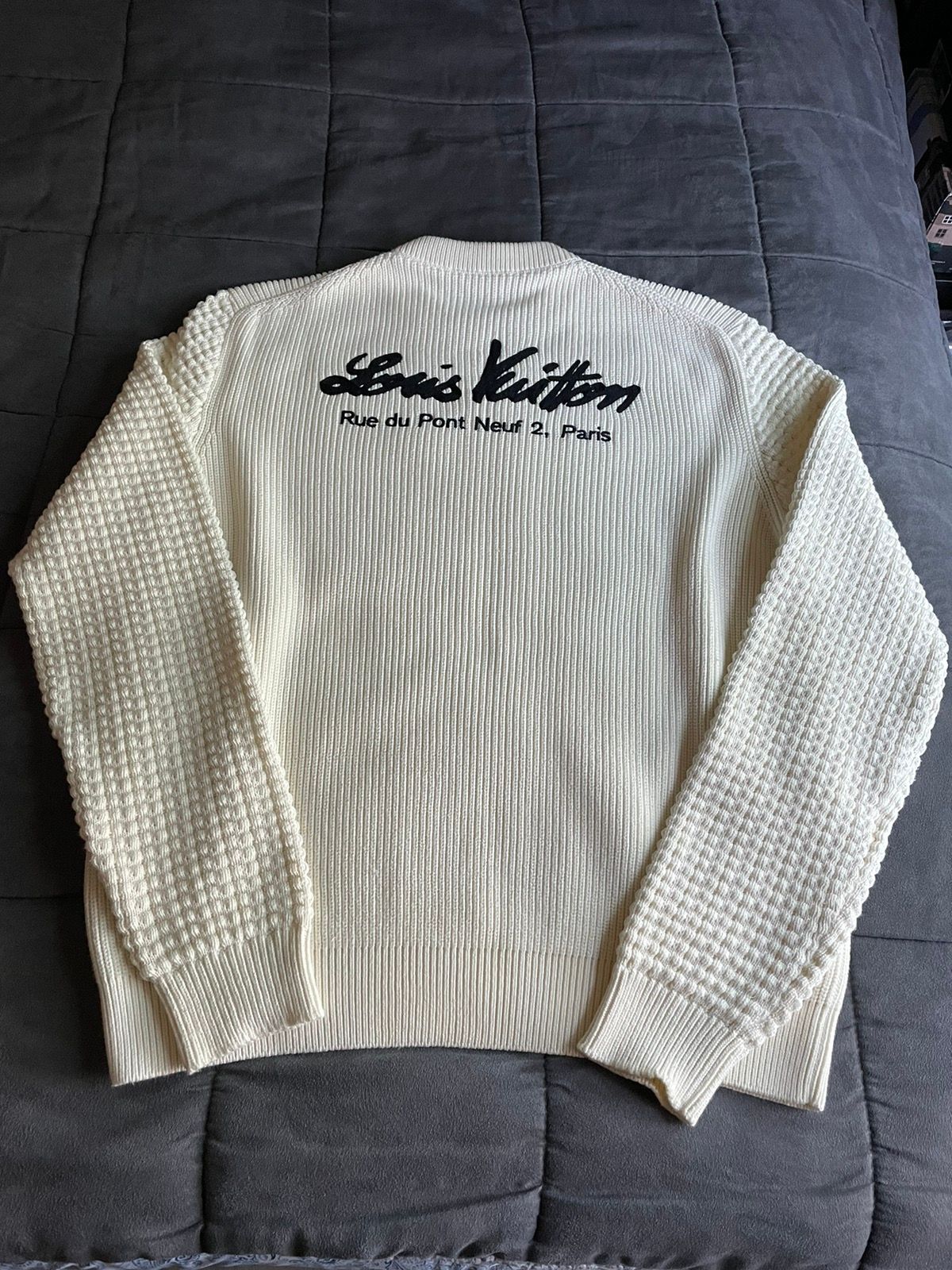 Pre-owned Louis Vuitton Pont Neuf Beige Sweater