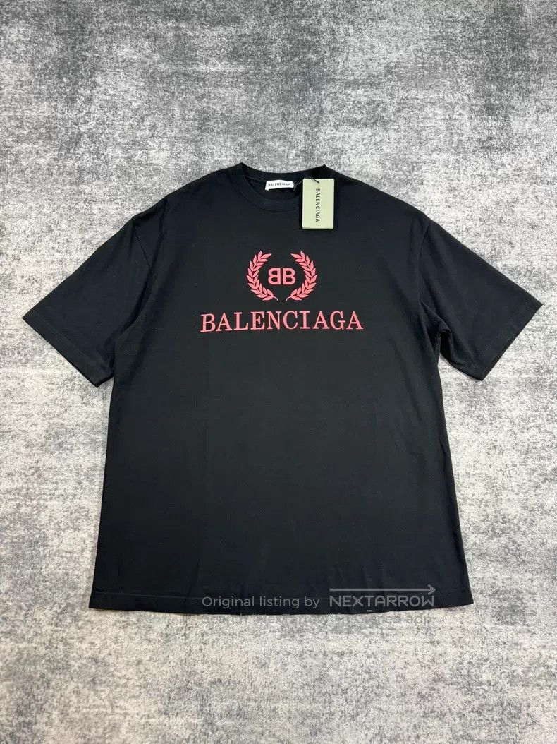 Balenciaga Balenciaga Black and Pink Wheat Short Sleeve Size US S / EU 44-46 / 1 - 1 Thumbnail