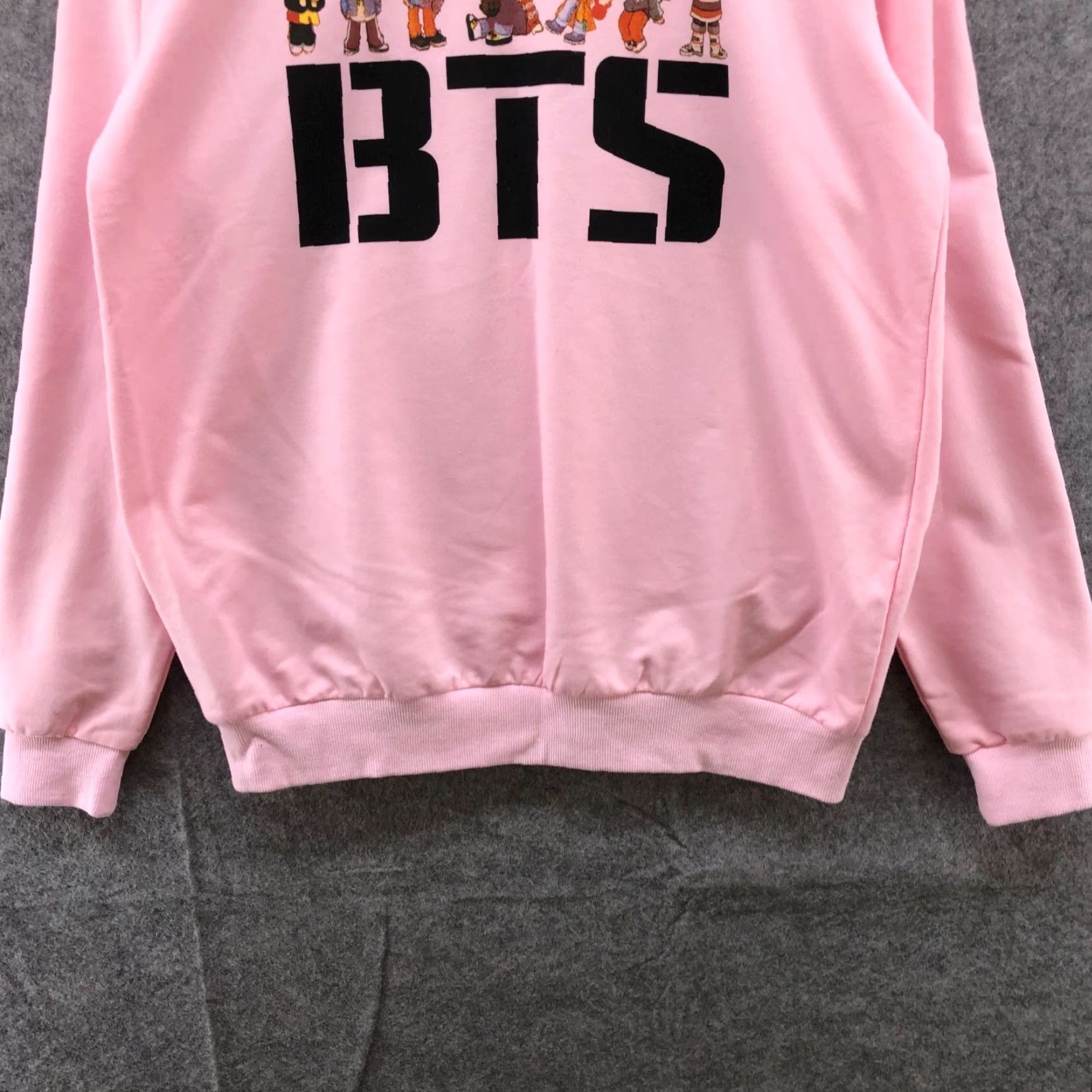 Pinko BTS K-Pop Sweatshirt Size Medium M Pink Graphic Lightweight Pullover Crewneck Size M / US 6-8 / IT 42-44 - 4 Thumbnail