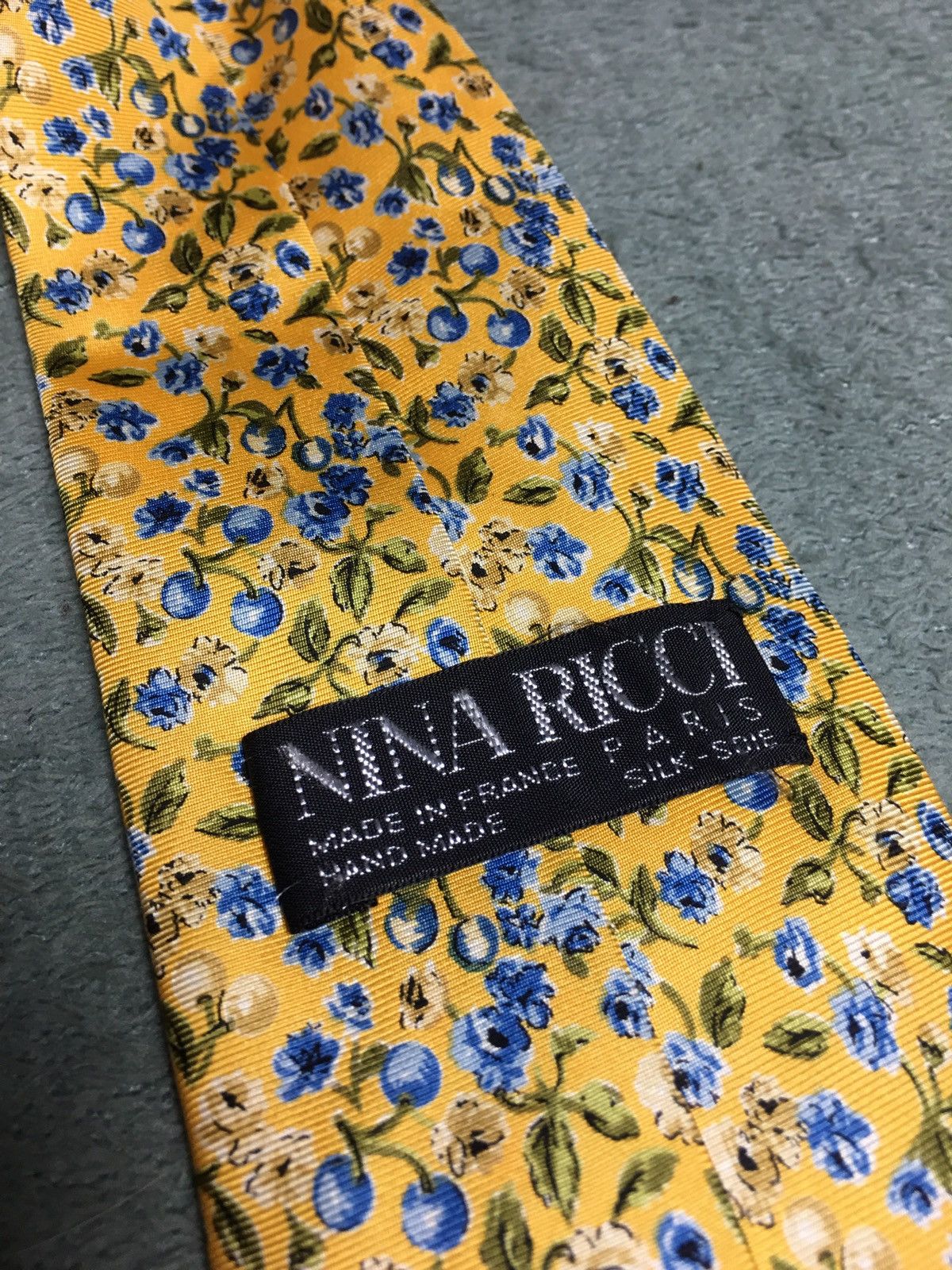 Vintage Nina Ricci Vintage Floral Elegant France Silk Mens Tie Size ONE SIZE - 3 Thumbnail