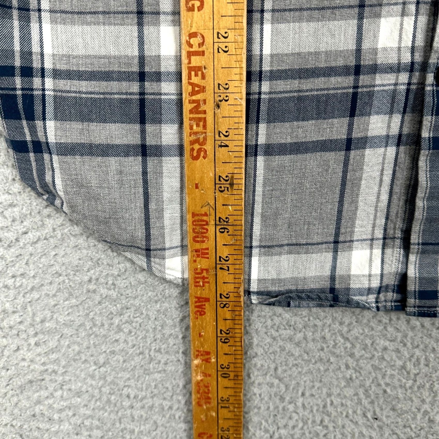 Banana Republic Banana Republic Camden Fit Mens Shirt Luxe Flannel Gray White Plaid Button-Down Casual Wear Fall Spring XS? Size US M / EU 48-50 / 2 - 7 Thumbnail