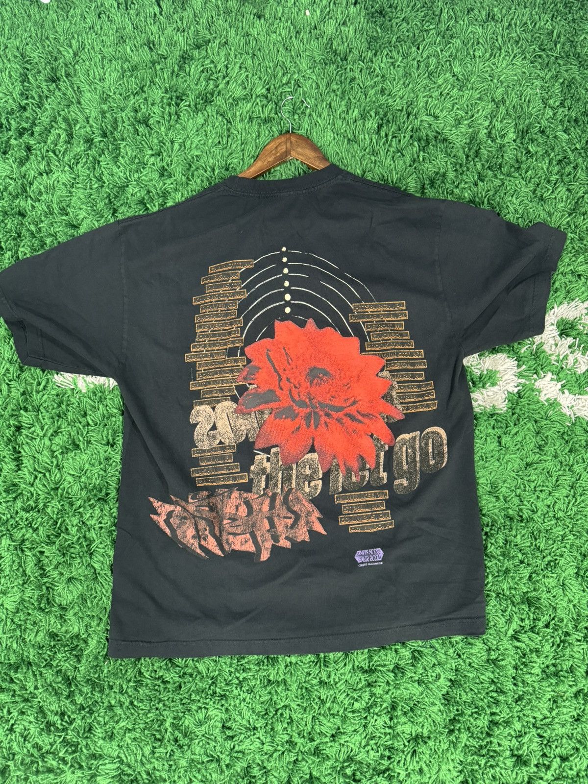 Travis Scott Travis Scott Utopia Echoes Circus Maximus Tee Black Size L Size US L / EU 52-54 / 3 - 2 Thumbnail