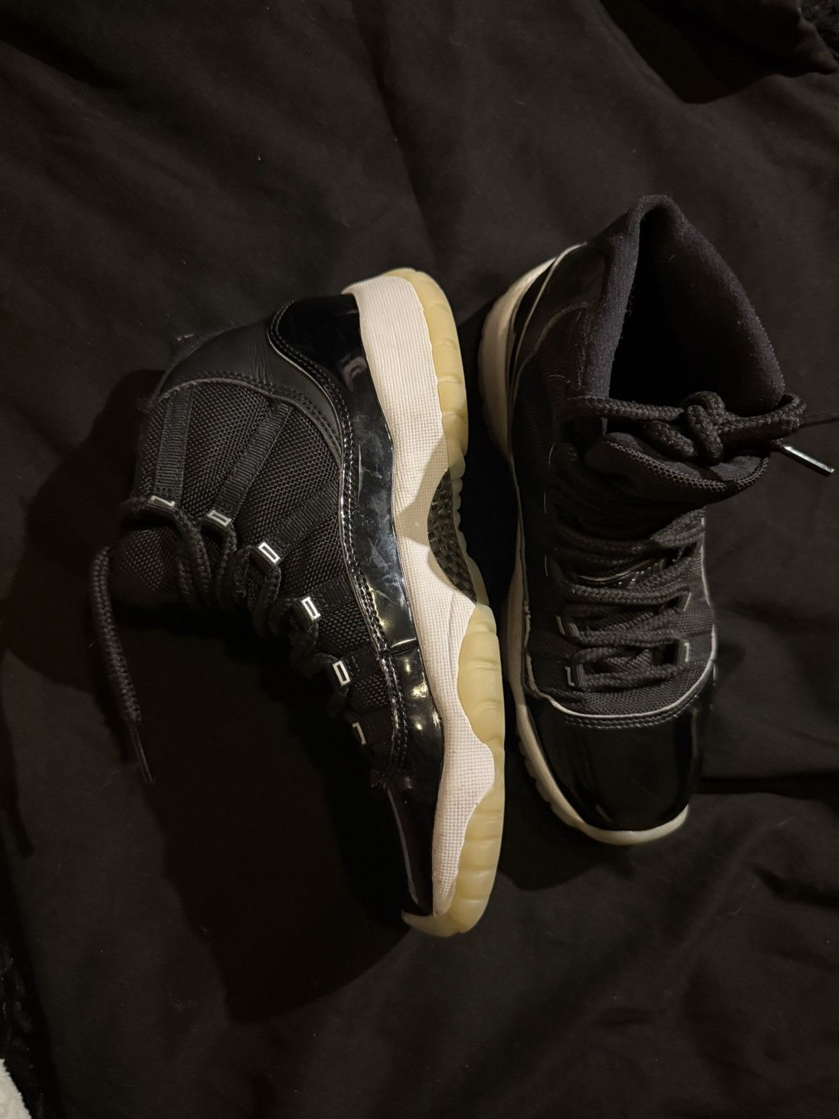Jordan Brand Air Jordan 11 Retro GS 'Jubilee / 25th Anniversary' Size US 5.5 / EU 38 - 2 Thumbnail