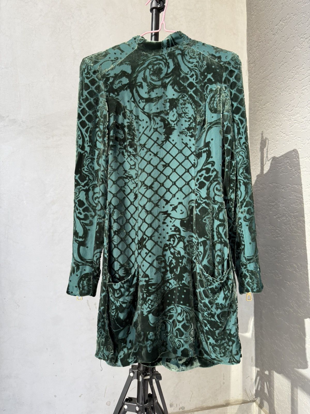 Balmain × H&M BALMAIN X H&M Velvet Green Dress Tunic Silk Long Sleeve Size XS / US 0-2 / IT 36-38 - 2 Thumbnail