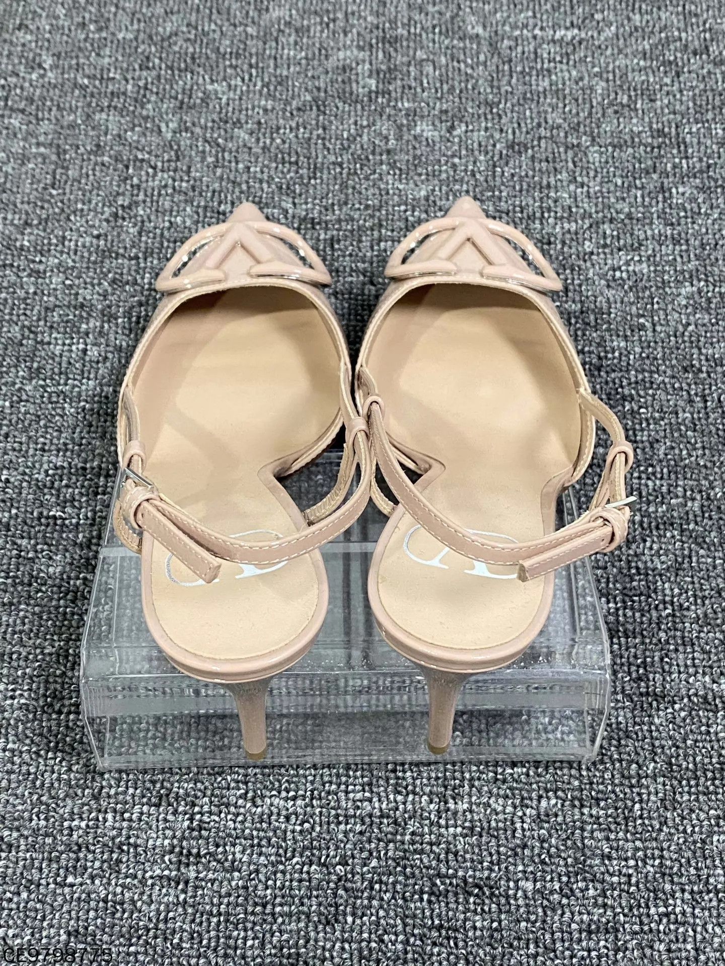 Valentino Valentino Nude Patent Leather Heels 36 New Size US 5.5 / IT 35.5 - 5 Thumbnail