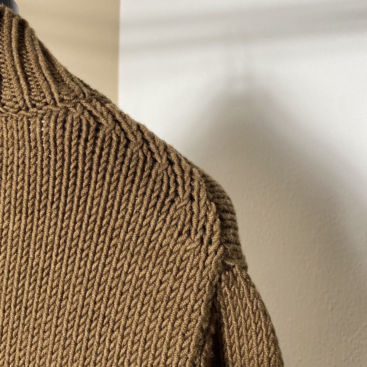 Louis Vuitton Wool Knit Button Sweater Louis Vuitton Brown Size US L / EU 52-54 / 3 - 18 Thumbnail