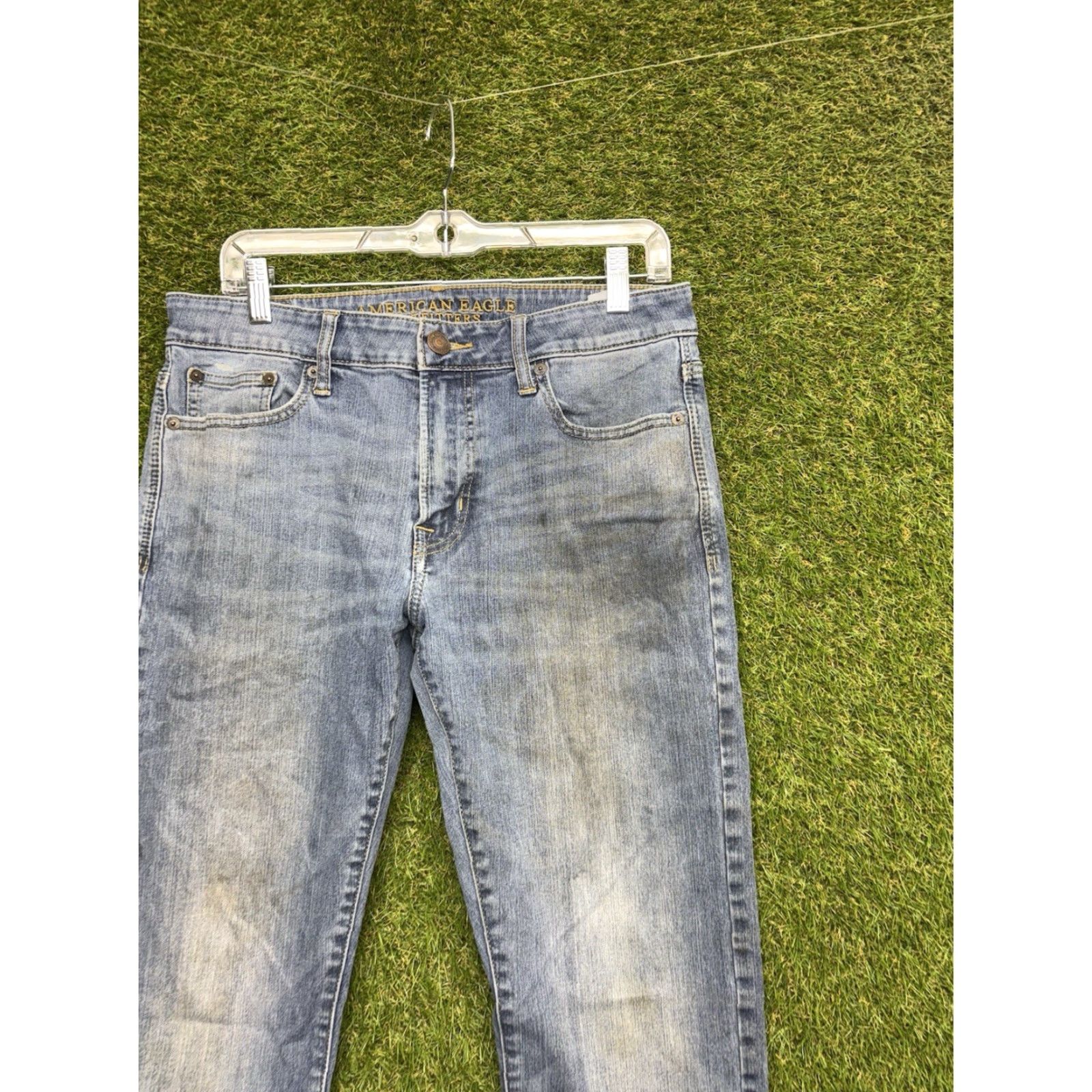 American Eagle Outfitters American Eagle Jeans Mens 32x32 Slim Fit Light Wash Denim Preppy Blue Size US 32 / EU 48 - 2 Thumbnail