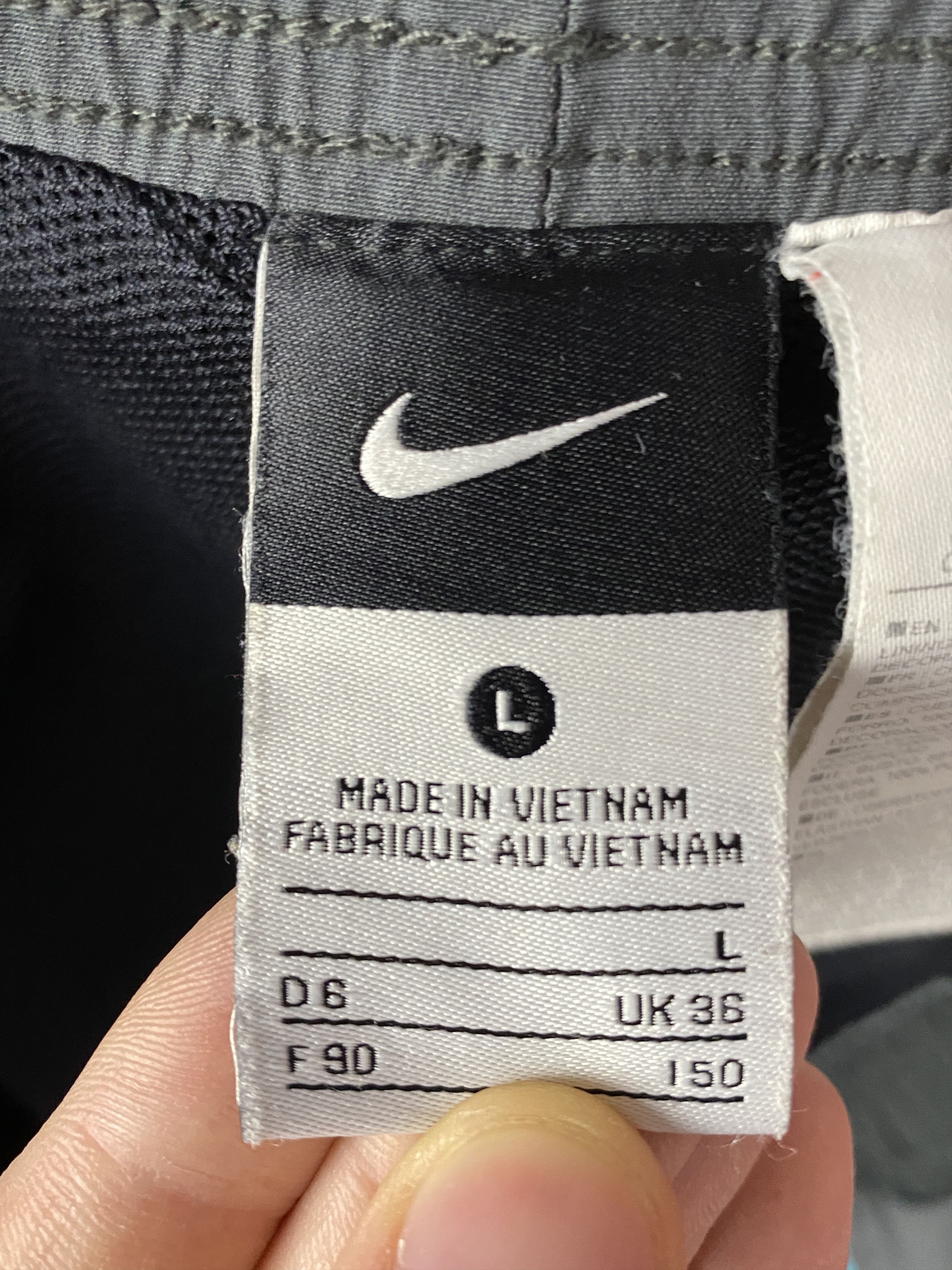 Nike Nike Vintage Men's Running Shorts - L Size US 34 / EU 50 - 4 Thumbnail