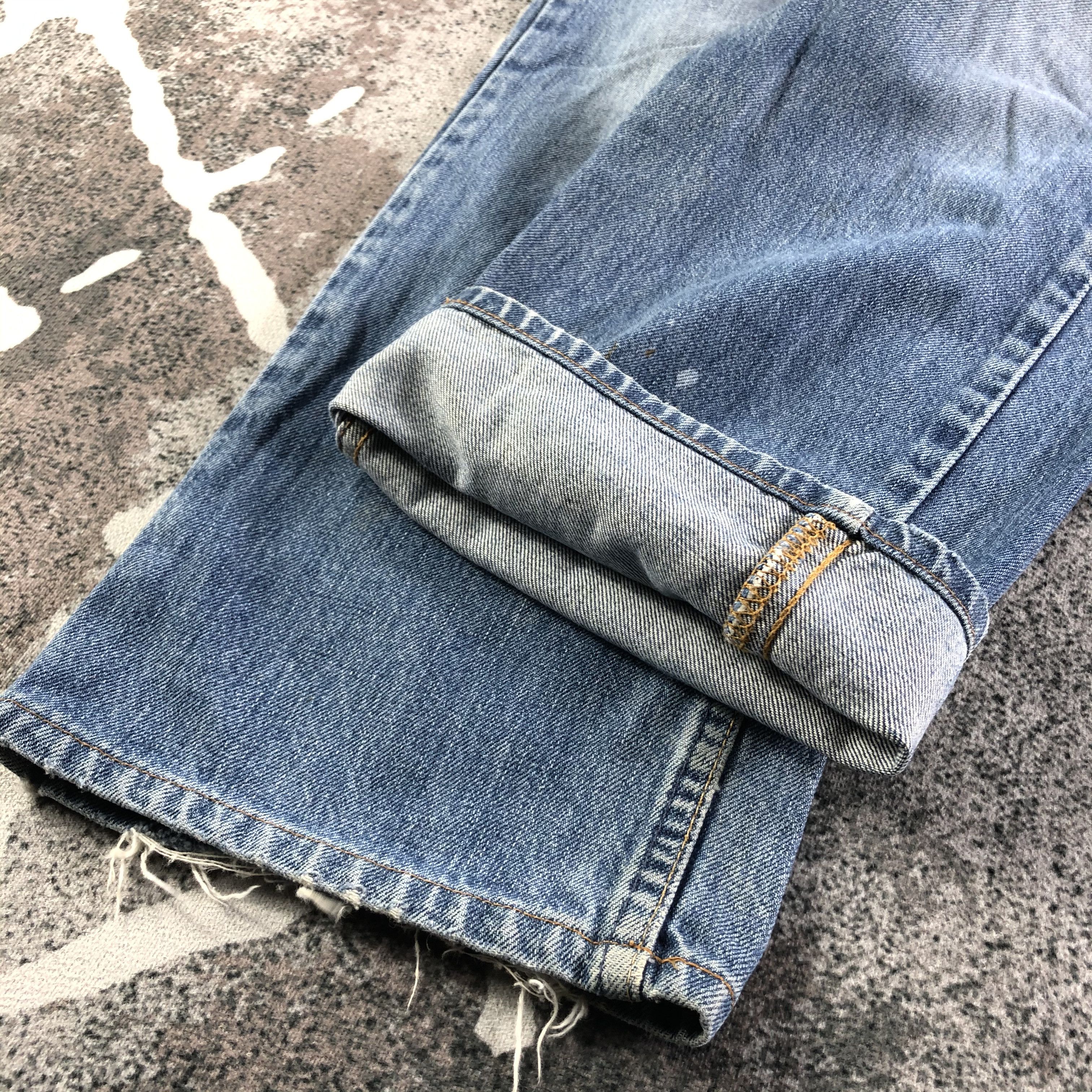 Levi's Vintage 90s Levis 519 Jeans Distressed Denim KJ2925 Size US 29 - 7 Thumbnail