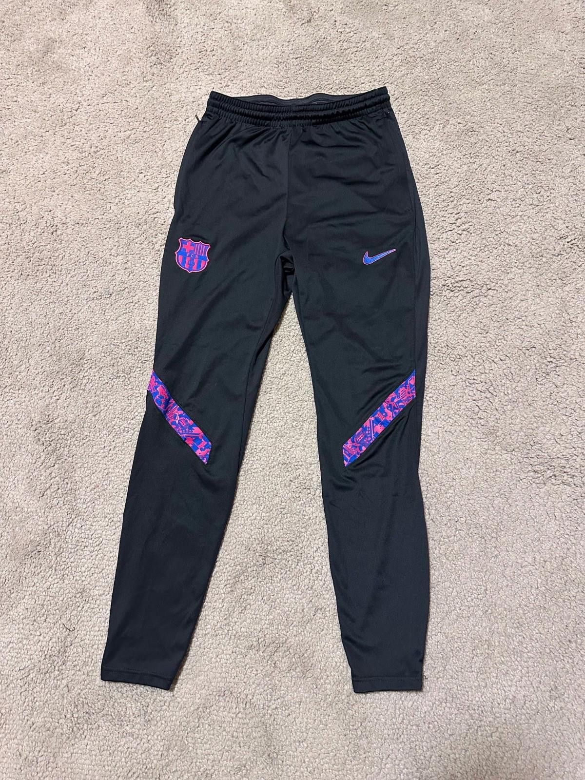 Nike BARCELONA 2021/2022 TRAINING FOOTBALL PANTS JERSEY NIKE SZ S Size US 28 / EU 44 - 1 Thumbnail