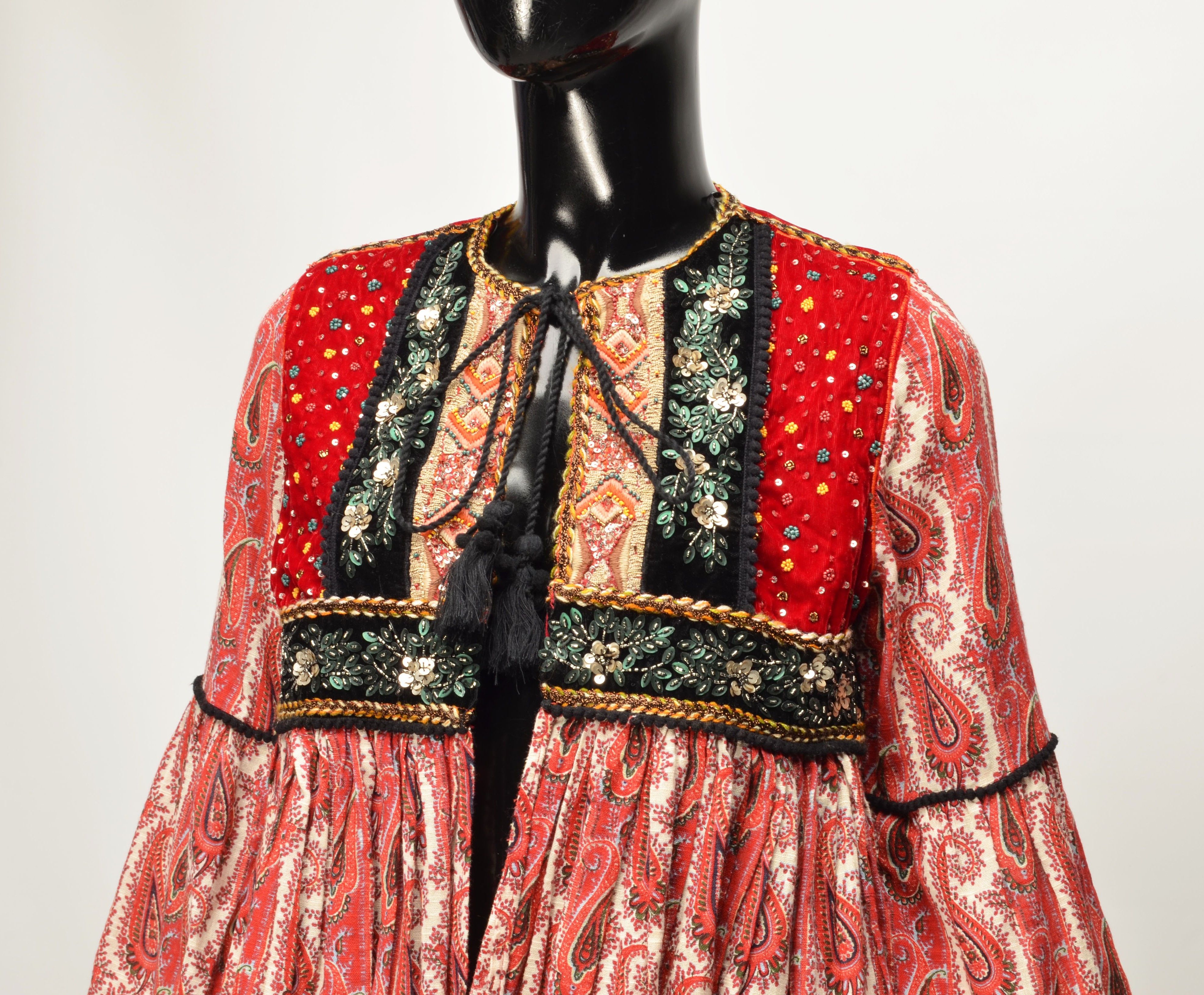Zara ZARA Bohemian Gypsy Embroidered Embellished Paisley Blouse Size S / US 4 / IT 40 - 2 Thumbnail