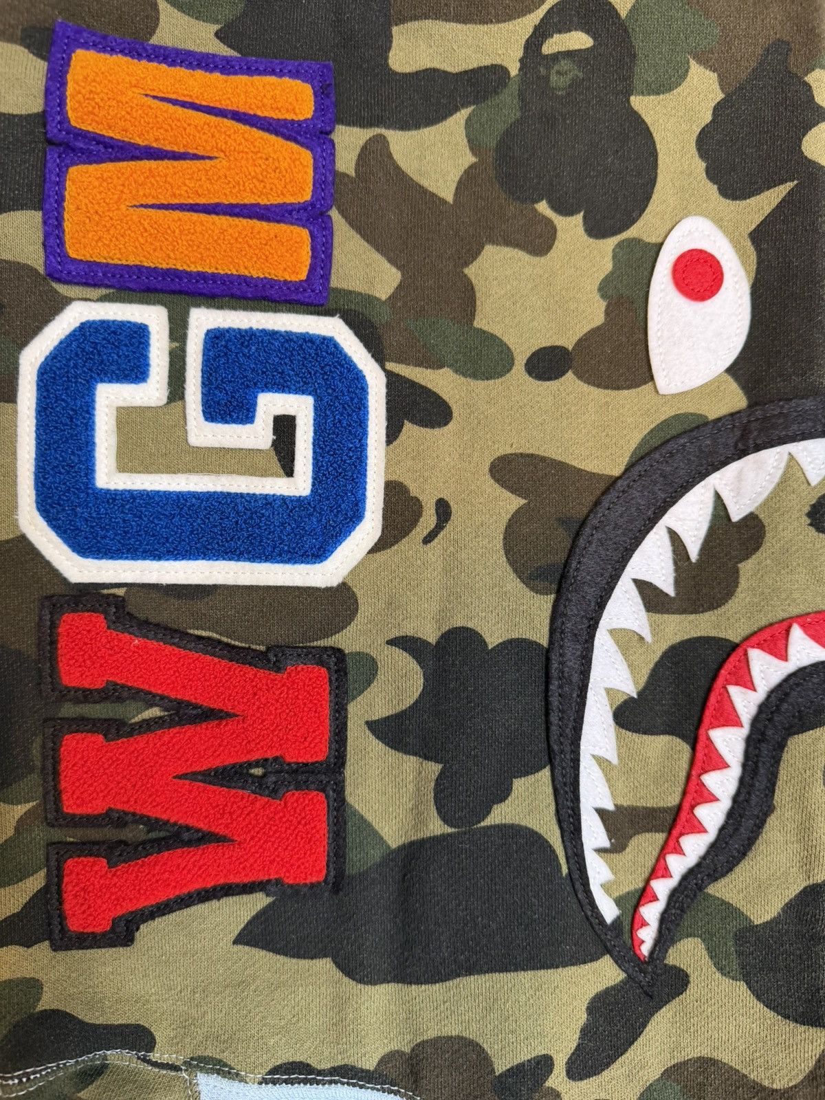 Bape A Bathing Ape Light Blue Camo Back Half Zip Up Shark Hoodie Size US L / EU 52-54 / 3 - 4 Thumbnail