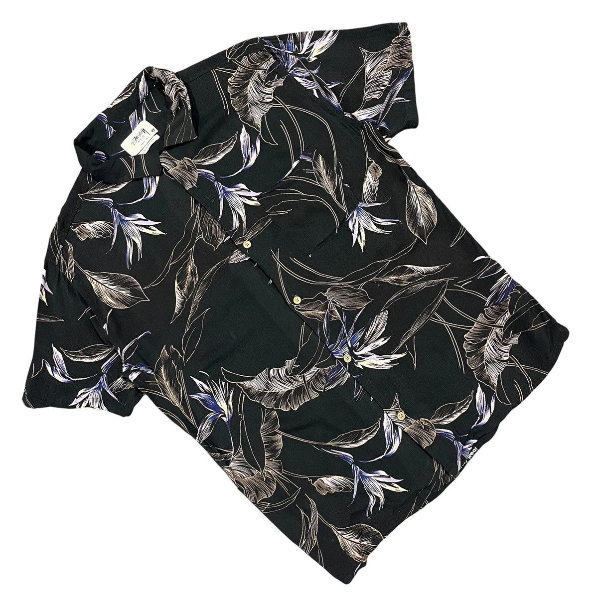 Stussy Stussy laguna beach hawaiian shirt rayon missing one button Size US S / EU 44-46 / 1 - 3 Thumbnail