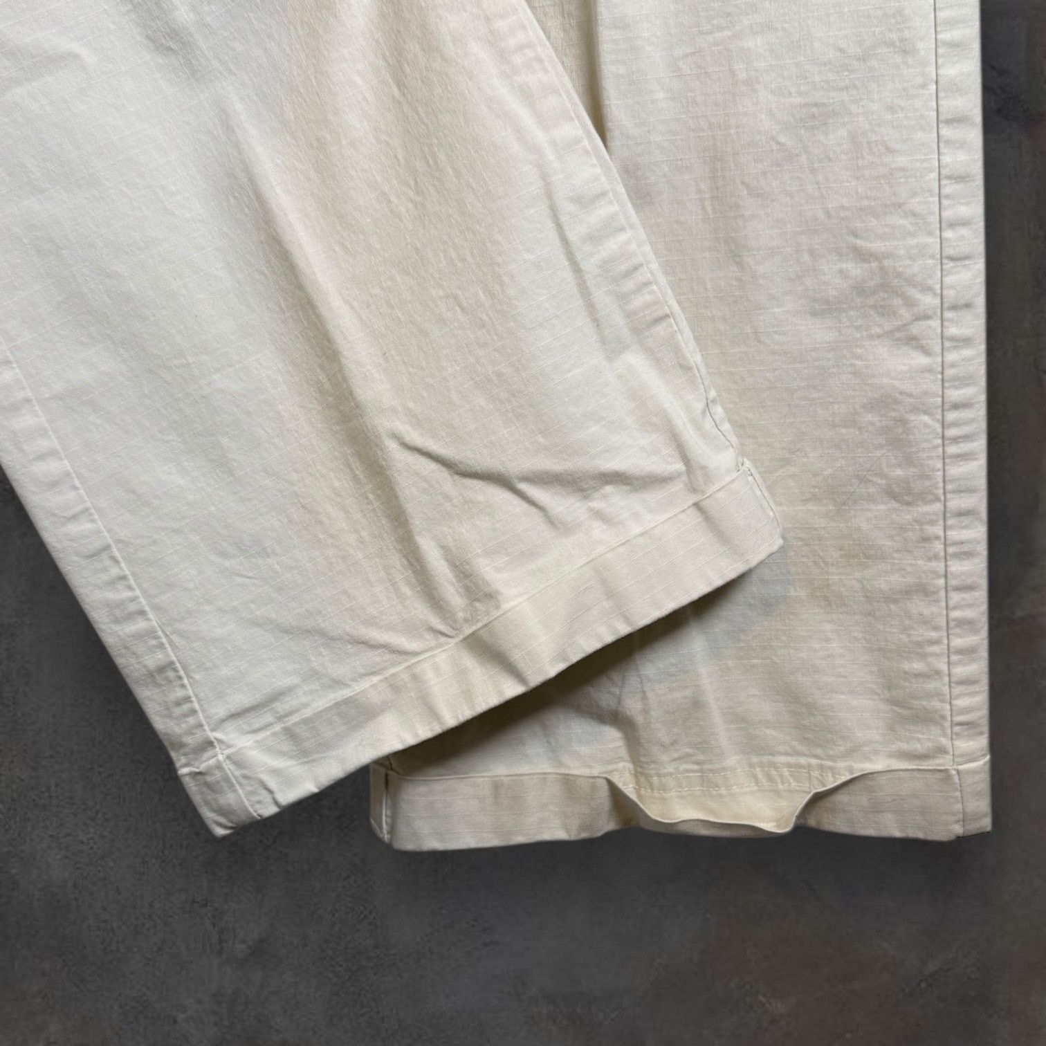 Columbia Columbia Women's Size 10 Reg Beige Hiking Pants Omni Shade Size 32" / US 10 / IT 46 - 6 Thumbnail