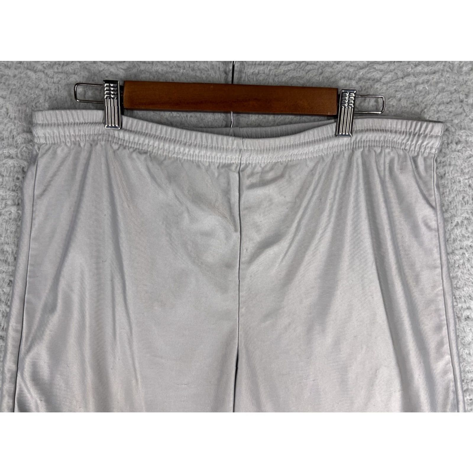 Nike VINTAGE Nike Shorts Mens M Gray Basketball Running Training 100% Polyester Size US 36 / EU 52 - 6 Thumbnail