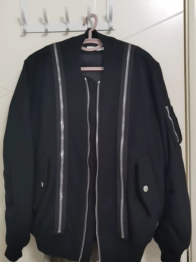Givenchy Givenchy Puffer Coat, Size 48 Size US L / EU 52-54 / 3 - 1 Thumbnail
