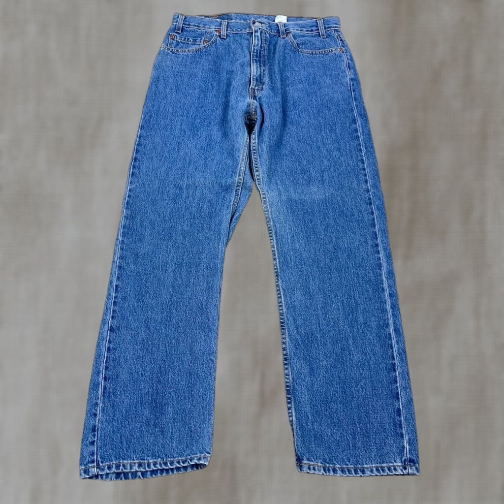 Levi's VINTAGE Levi's 505 Jeans Men 36x30 Straight Leg Regular Fit Medium Wash 90s Classic Blue Size US 36 / EU 52 - 1 Thumbnail