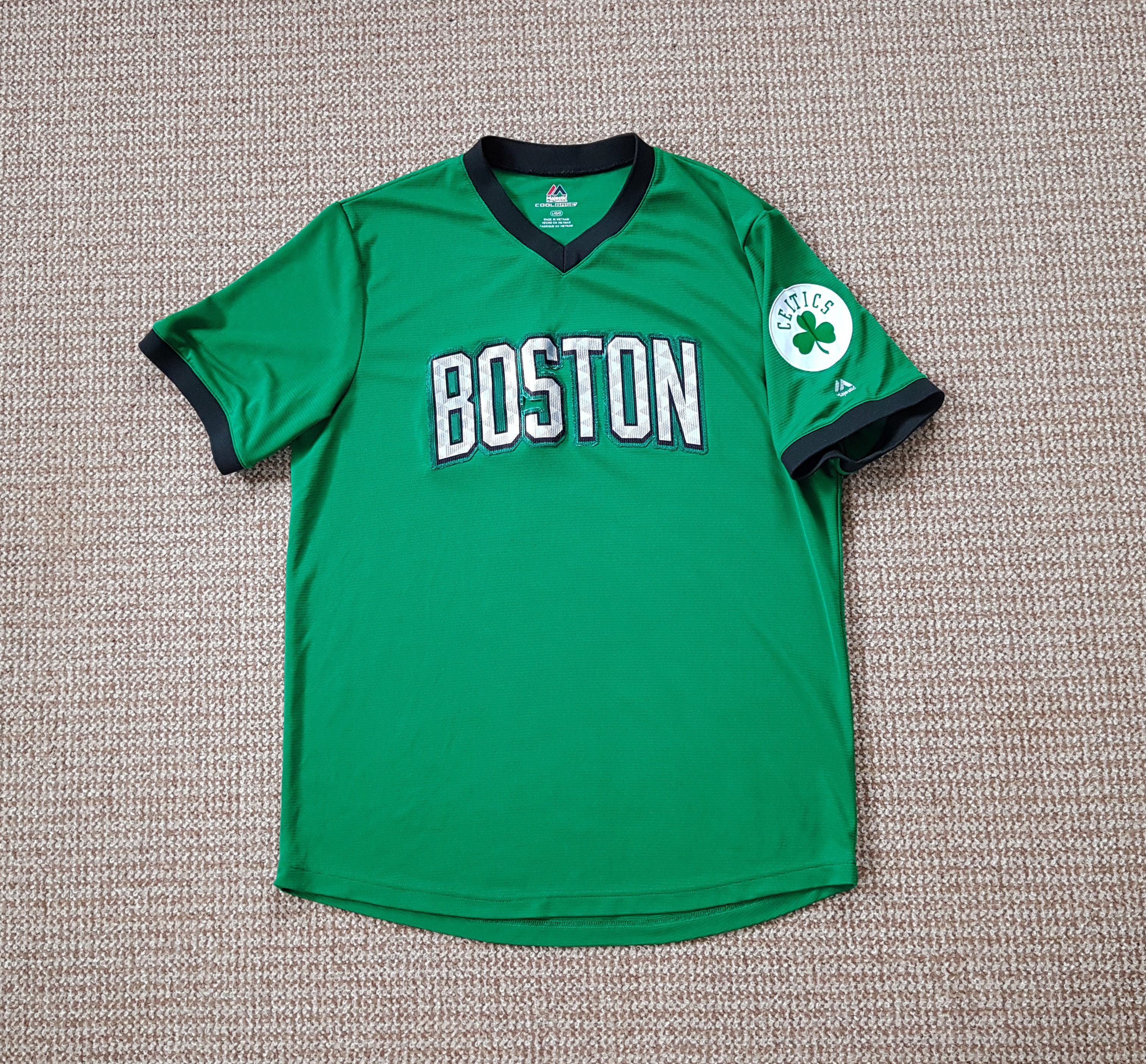 Majestic NBA Boston Celtics Majestic Jersey T Shirt Cool Base sz L Size US L / EU 52-54 / 3 - 1 Thumbnail