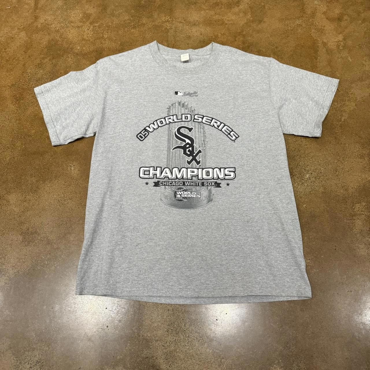 Designer White Sox 2005 World Series Tee Size US L / EU 52-54 / 3 - 2 Thumbnail