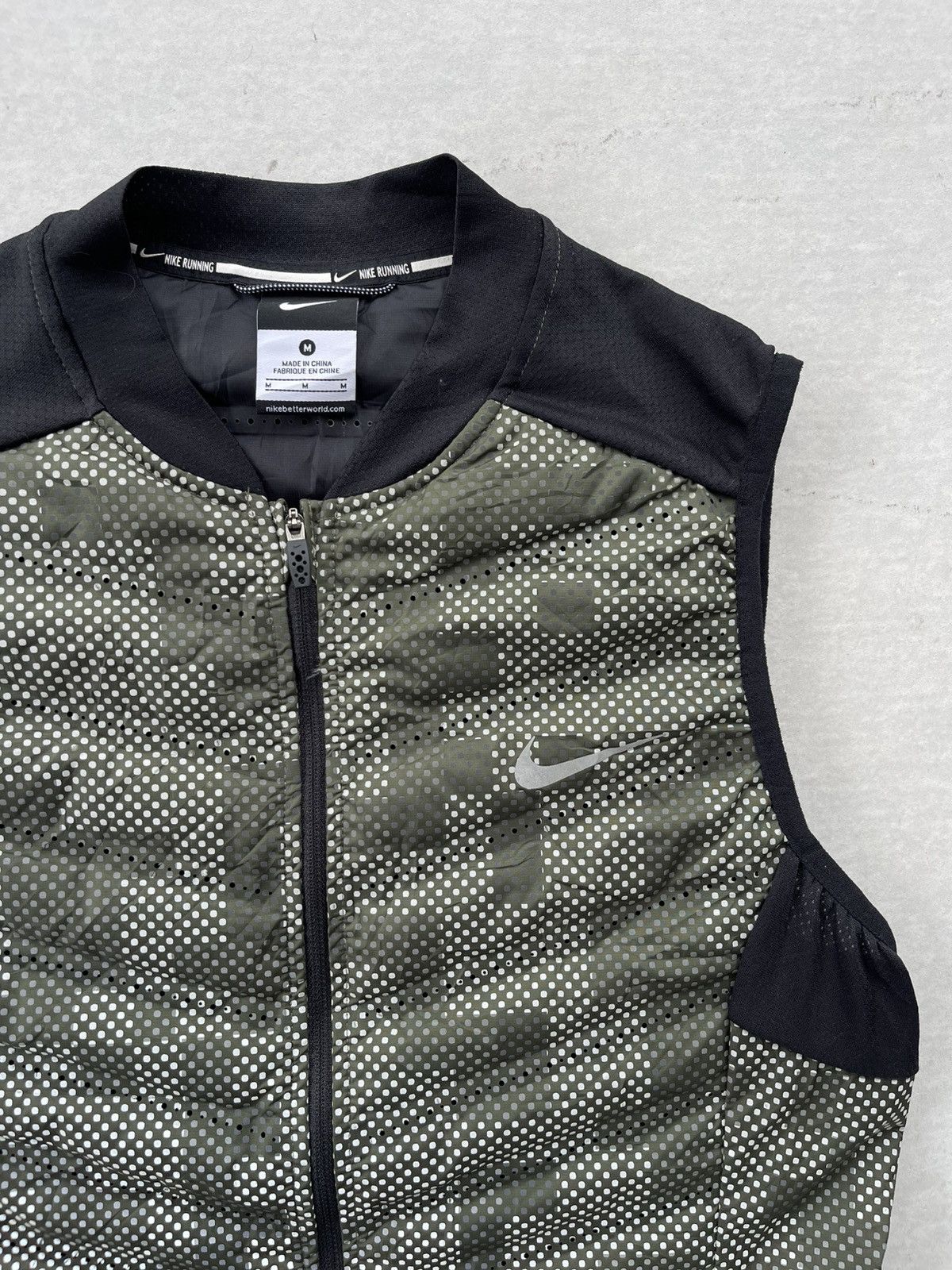 Nike × Nike ACG Nike Running Women's Aeroloft Flash Vest Size M / US 6-8 / IT 42-44 - 7 Thumbnail