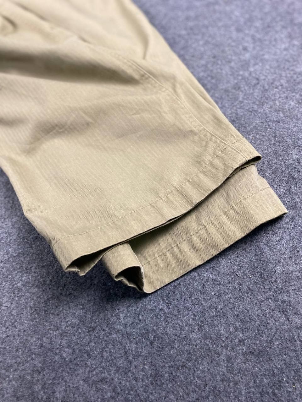 Japanese Brand japanese brands cargo pants herringbone twill design Size US 33 - 6 Thumbnail