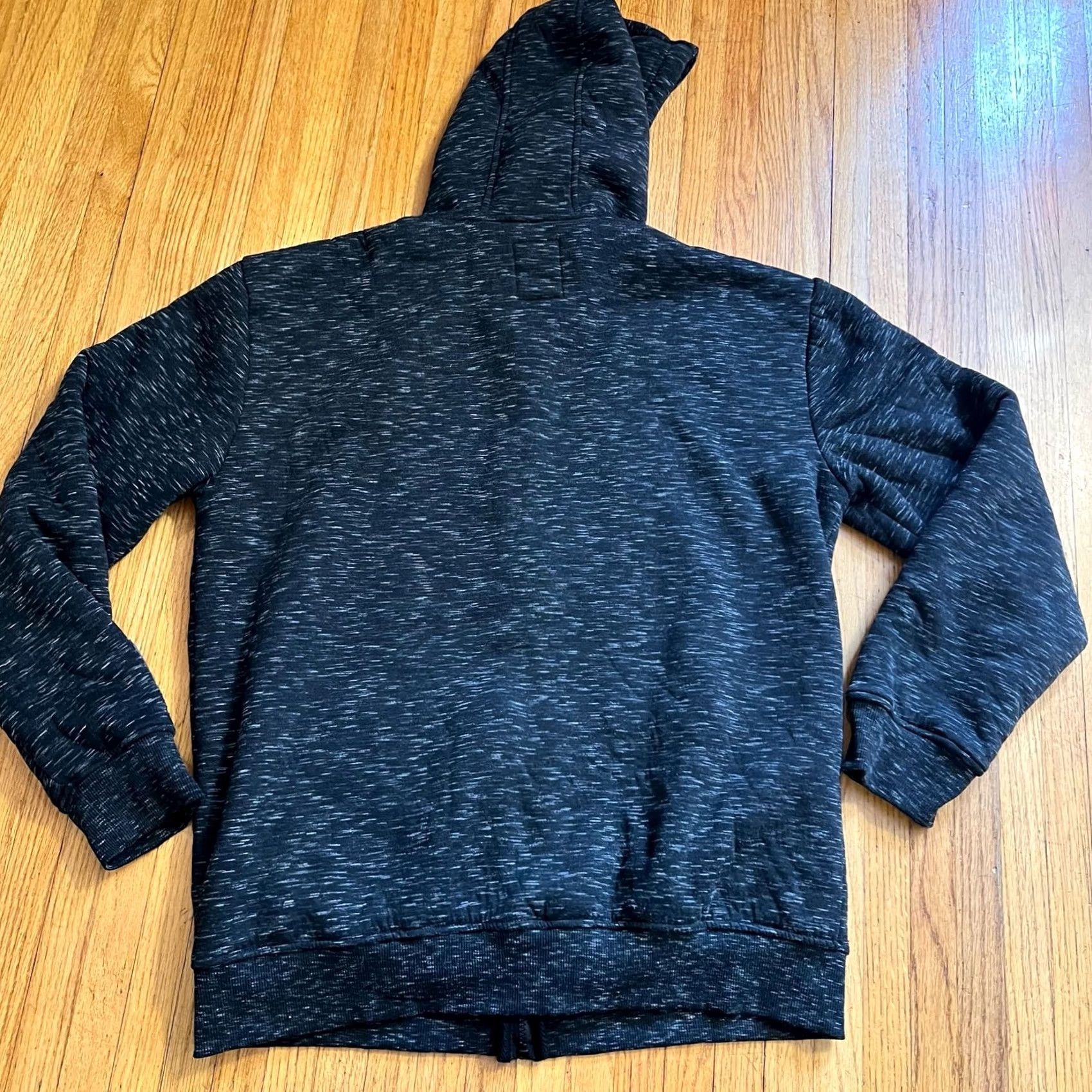 Ecko Unltd. Do NOT add any new information Size US M / EU 48-50 / 2 - 4 Thumbnail