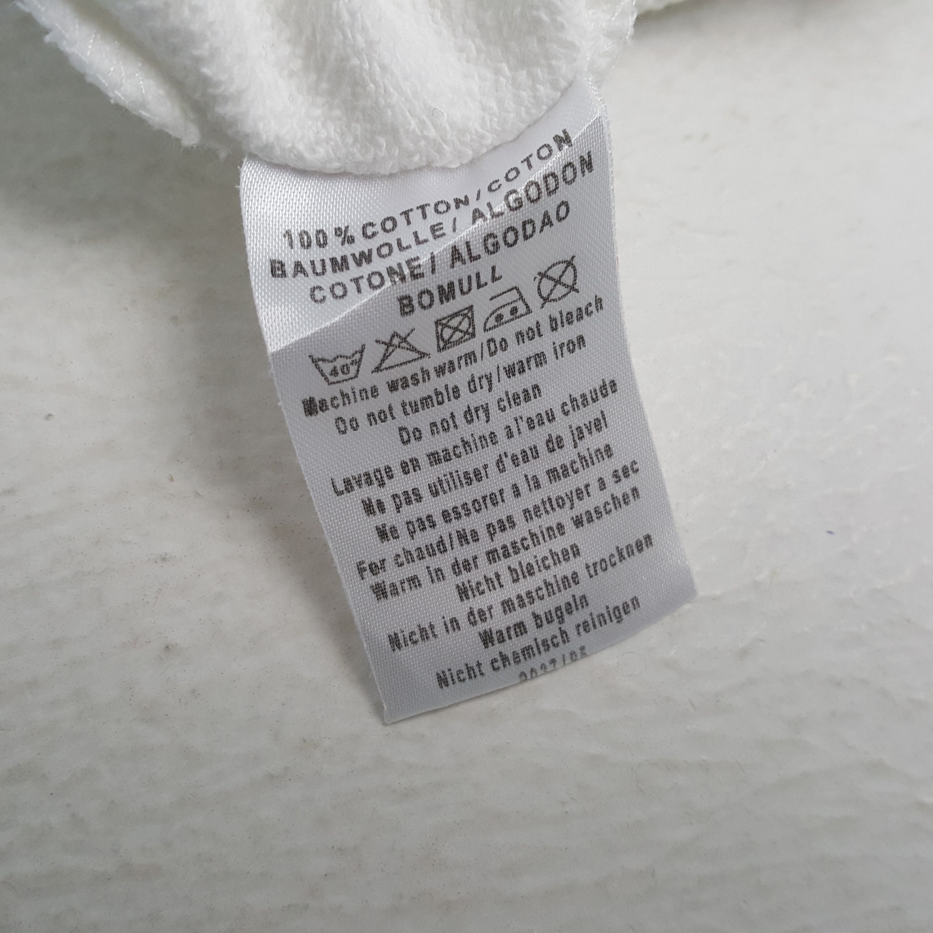 Burberry BURBERRYS Of London Colours Spellout Design Sweatshirt Size US M / EU 48-50 / 2 - 7 Thumbnail