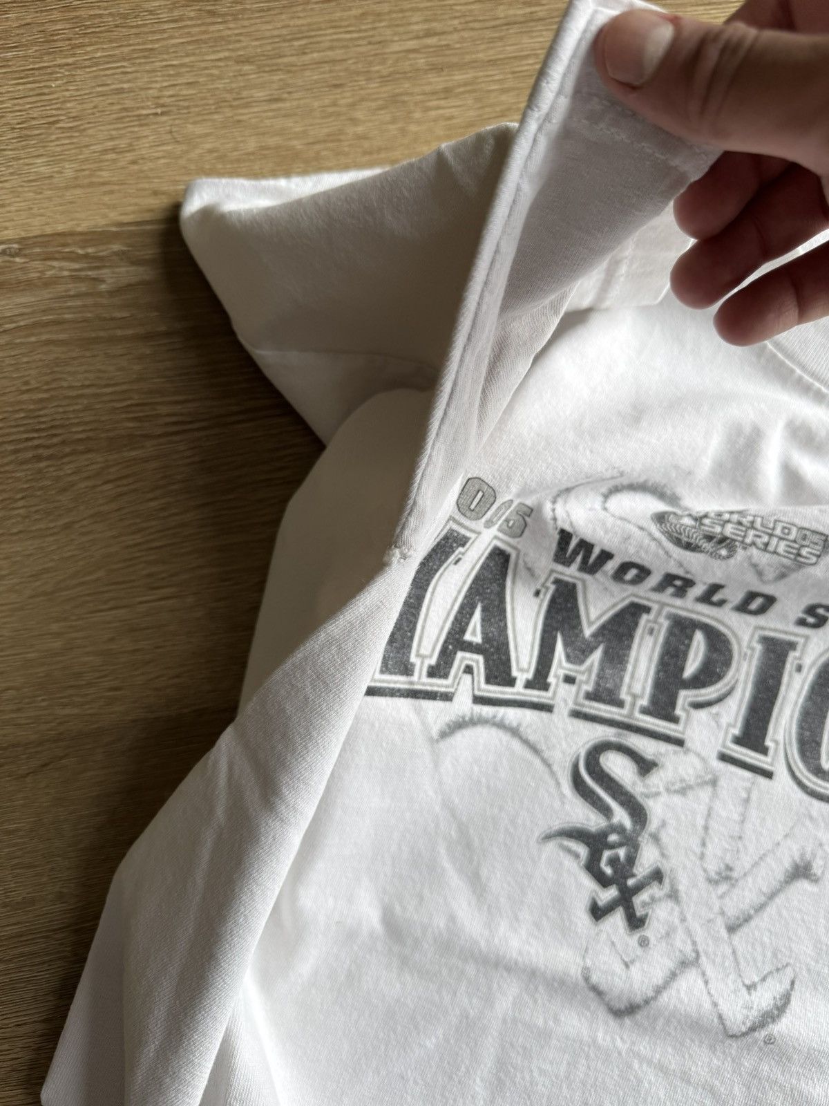 Alstyle × Vintage Vintage White Sox 2005 World Series Champions Shirt Size US L / EU 52-54 / 3 - 5 Thumbnail