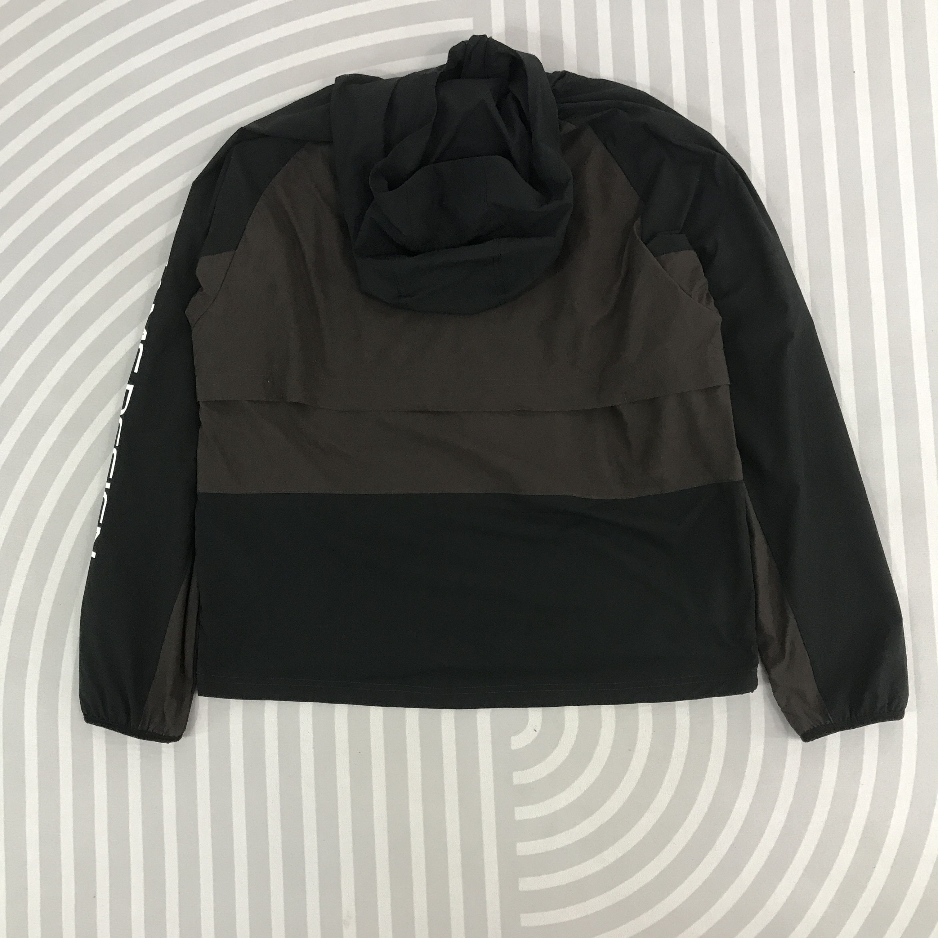 Beams Japan × Japanese Brand × Vintage Vintage Beams Design windbreaker hoodies Jacket Size US XL / EU 56 / 4 - 3 Thumbnail