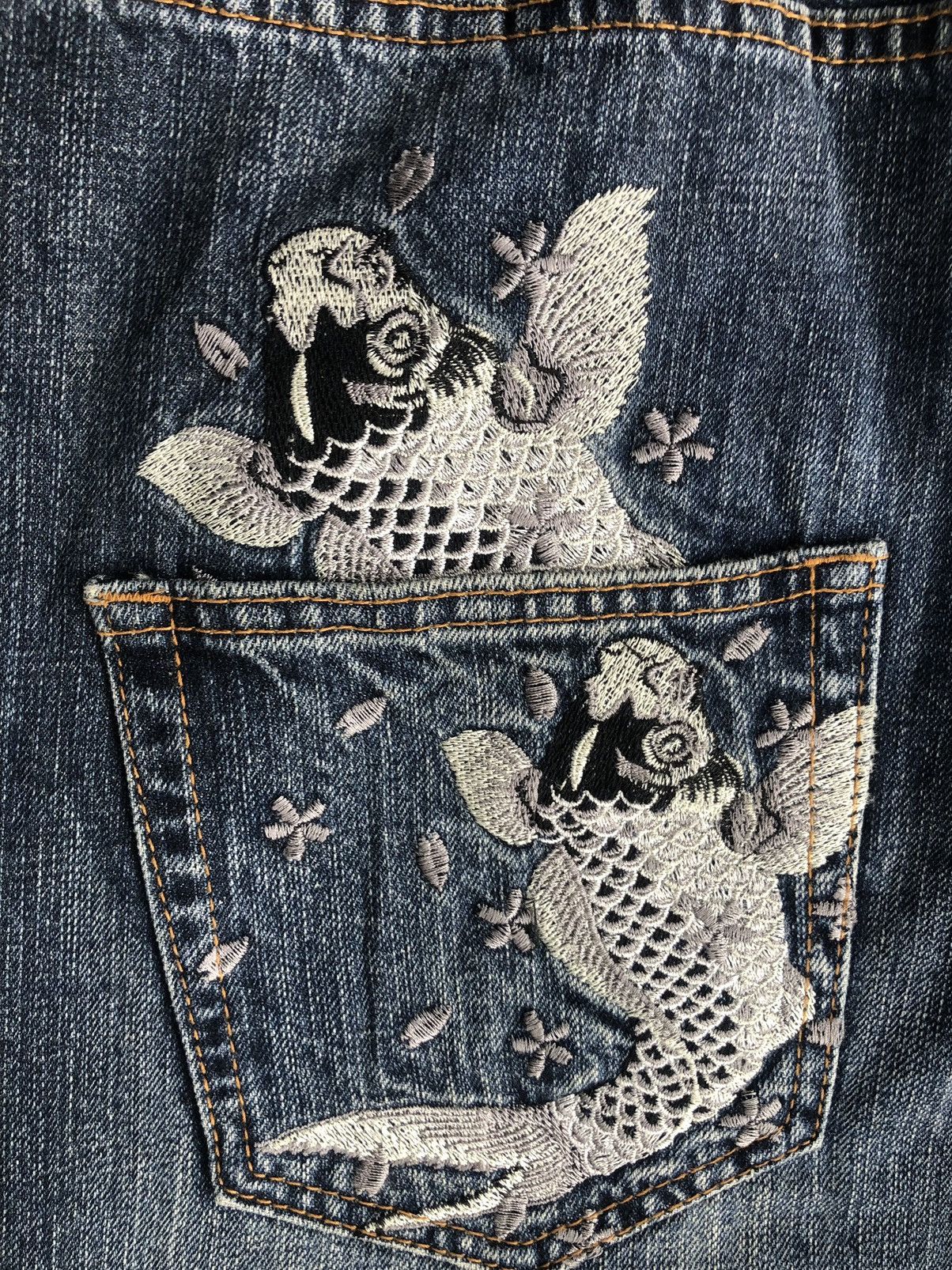 Japanese Brand Japanese Fish Embroidered Jeans Distressed Jeans Size US 32 / EU 48 - 13 Thumbnail