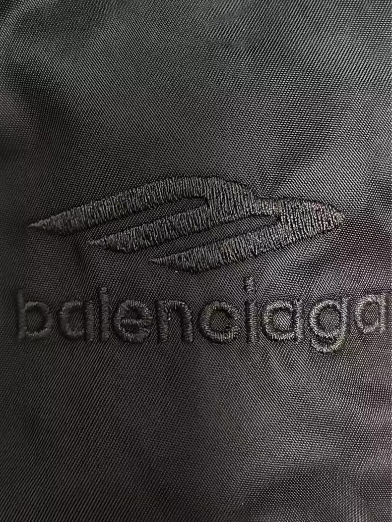 Balenciaga Balenciaga Red Carpet 3 B Nylon Bomber Hooded Jacket 2501-N Size US M / EU 48-50 / 2 - 4 Thumbnail