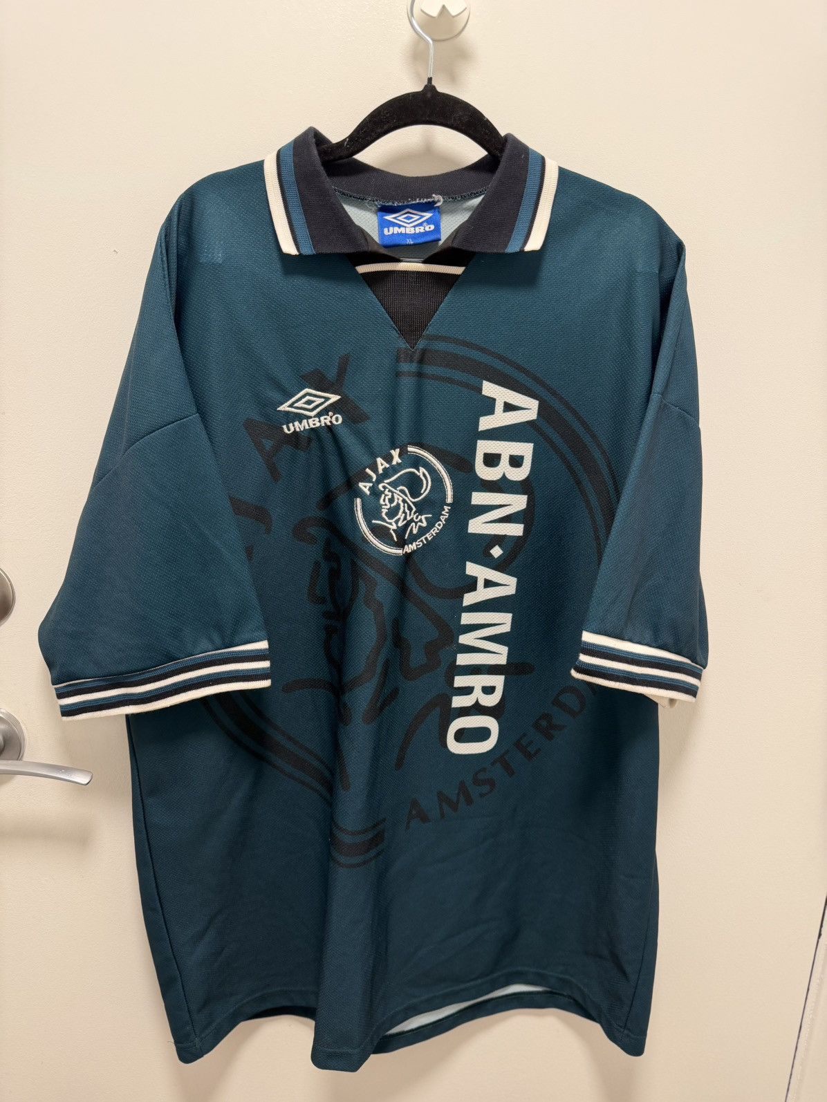 Umbro Vintage Umbro Ajax 1995-1996 Away Soccer Football Jersey Size US XL / EU 56 / 4 - 1 Thumbnail