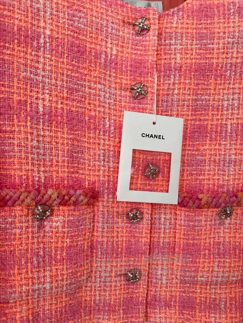 Chanel Chanel Pink orange tweed two-pocket round-neck jacket Size XS / US 0-2 / IT 36-38 - 4 Thumbnail