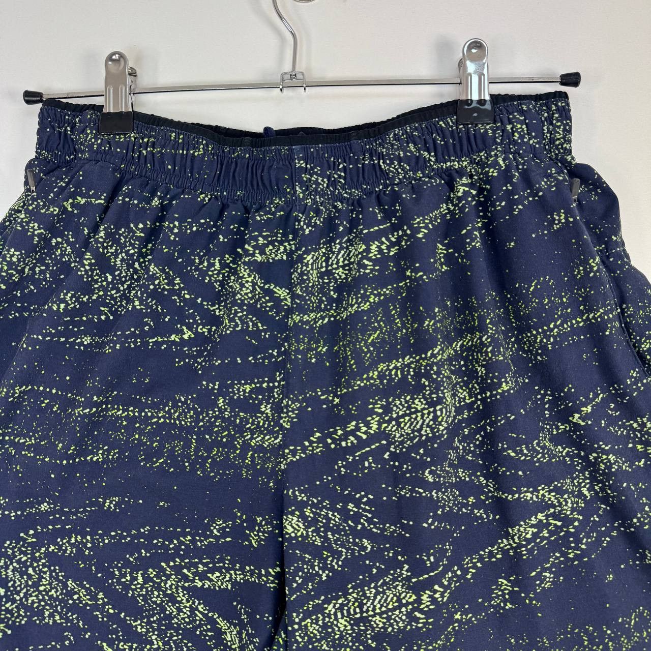 New Balance New Balance Running Shorts Blue Patterned Mens Size M Size US 34 / EU 50 - 2 Thumbnail