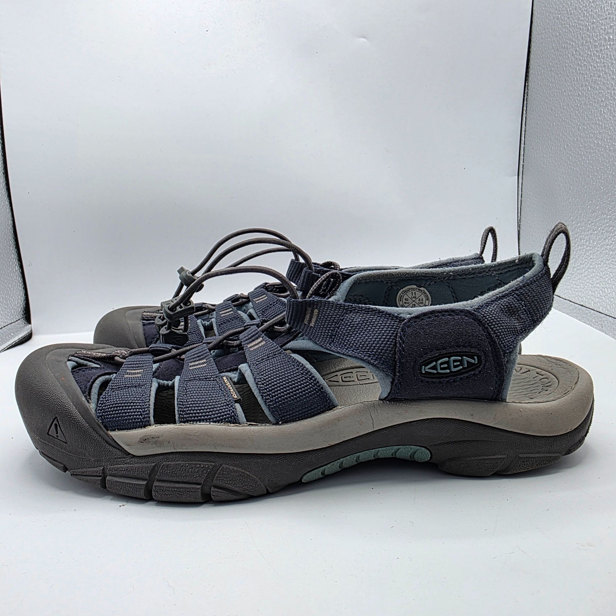 KEEN Keen Newport H2 Womens Size 11 Navy Magnet Water Sandals Cas Size US 11 / IT 41 - 13 Thumbnail