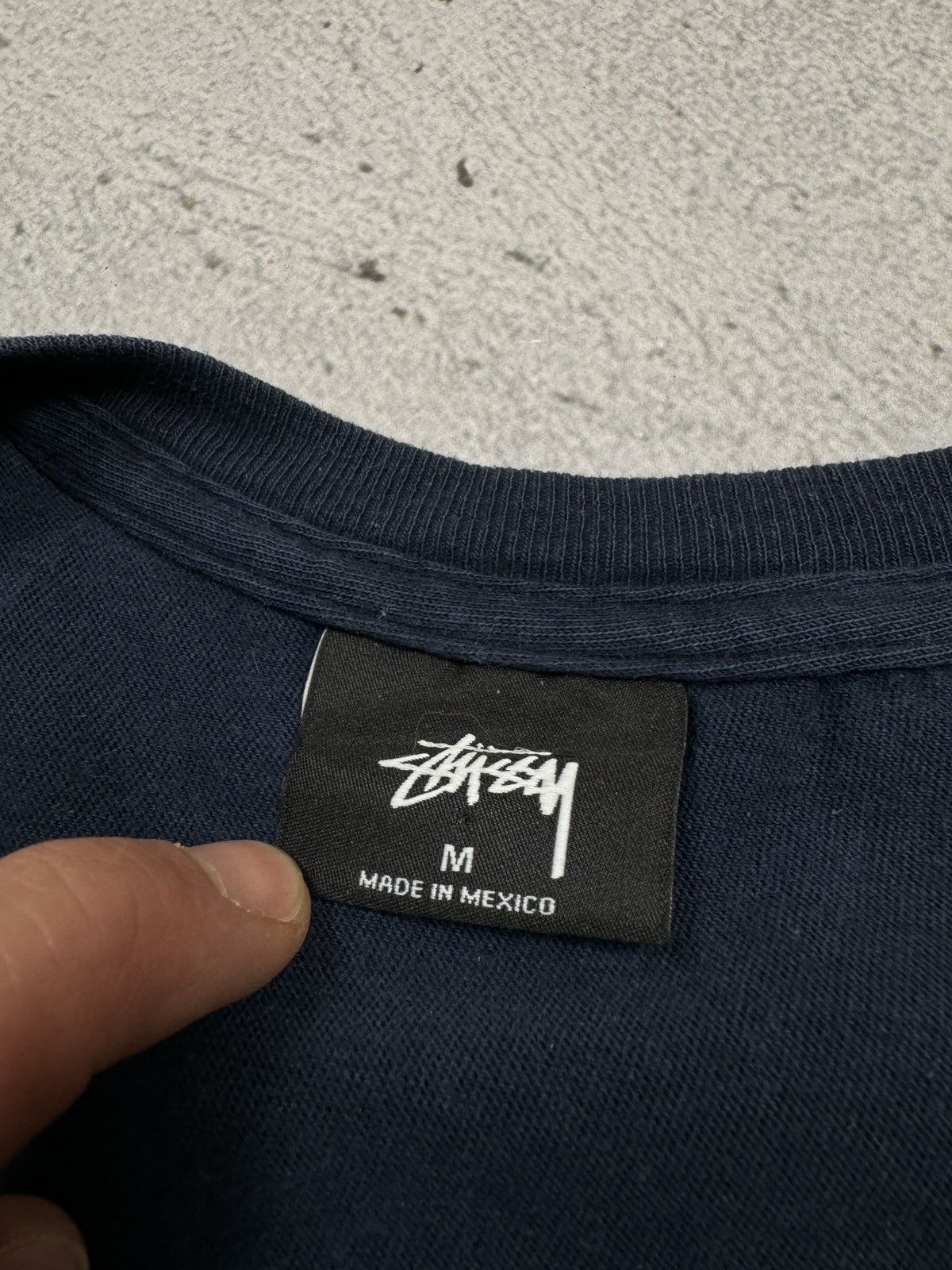 Stussy Stussy big logo surf man t shirt vintage Size US M / EU 48-50 / 2 - 5 Thumbnail
