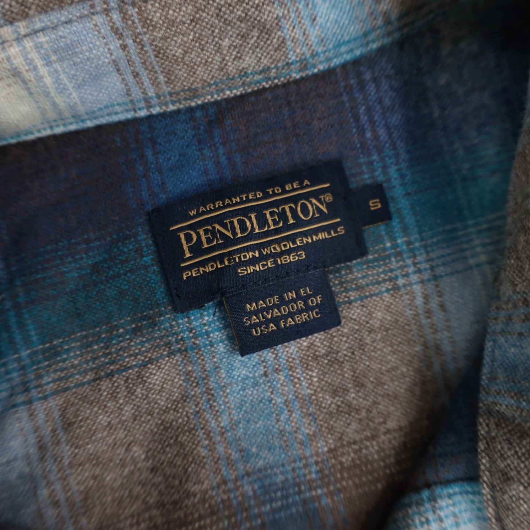 Pendleton VINTAGE Pendleton Women's Shirt Wool Flannel Button-Up Shadow Plaid Blue Small Size S / US 4 / IT 40 - 7 Thumbnail