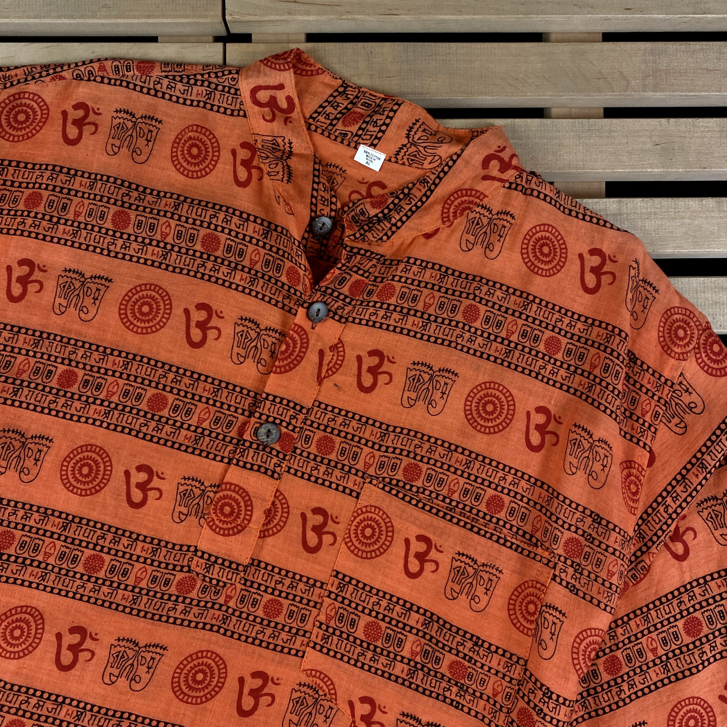 Vintage Mens Polo T Shirt Hawaiian Nepal Monogram Vintage Size XL Size US XL / EU 56 / 4 - 2 Thumbnail