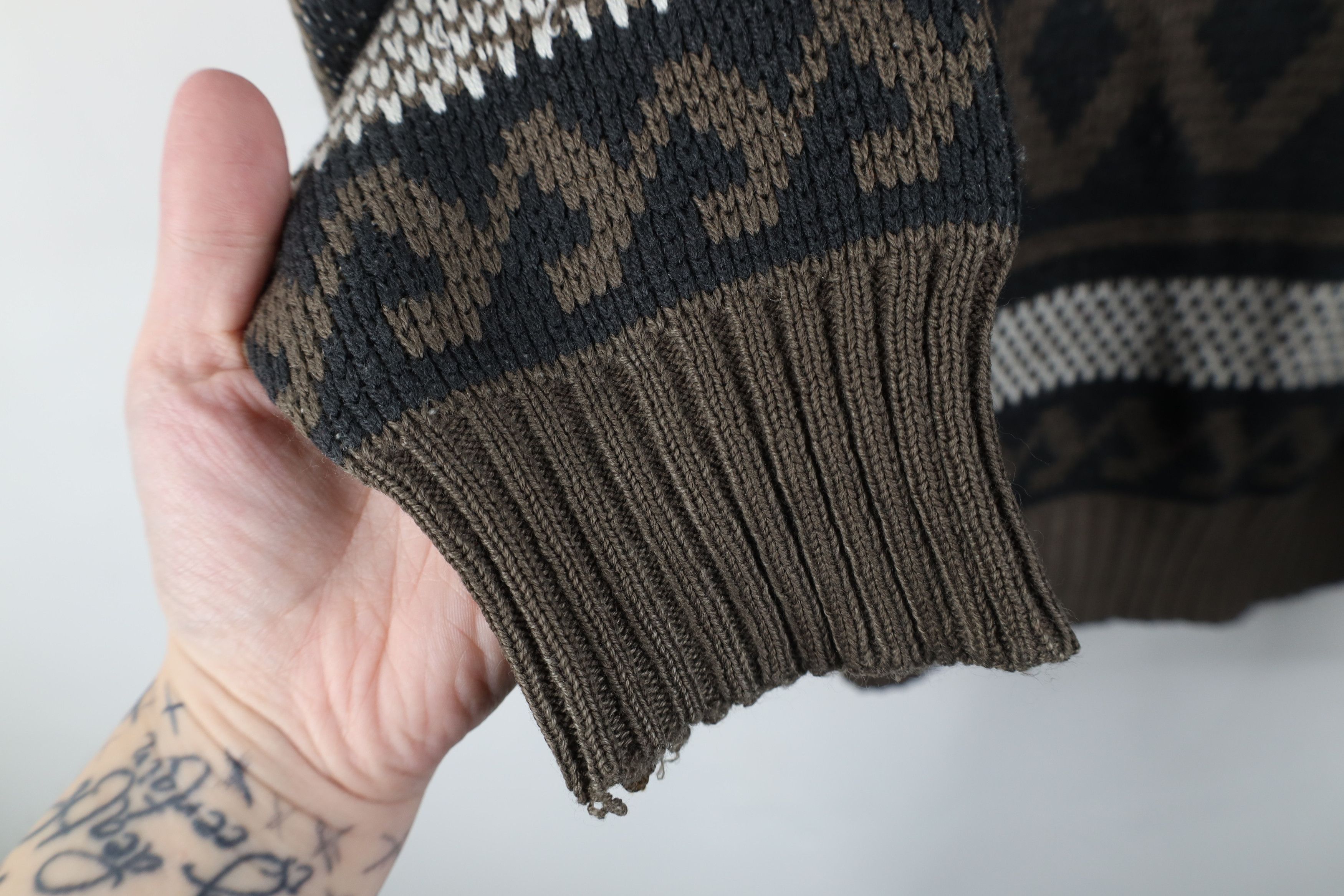 Vintage Vintage 90s Streetwear Geometric Fair Isle Knit Sweater Size US L / EU 52-54 / 3 - 6 Thumbnail