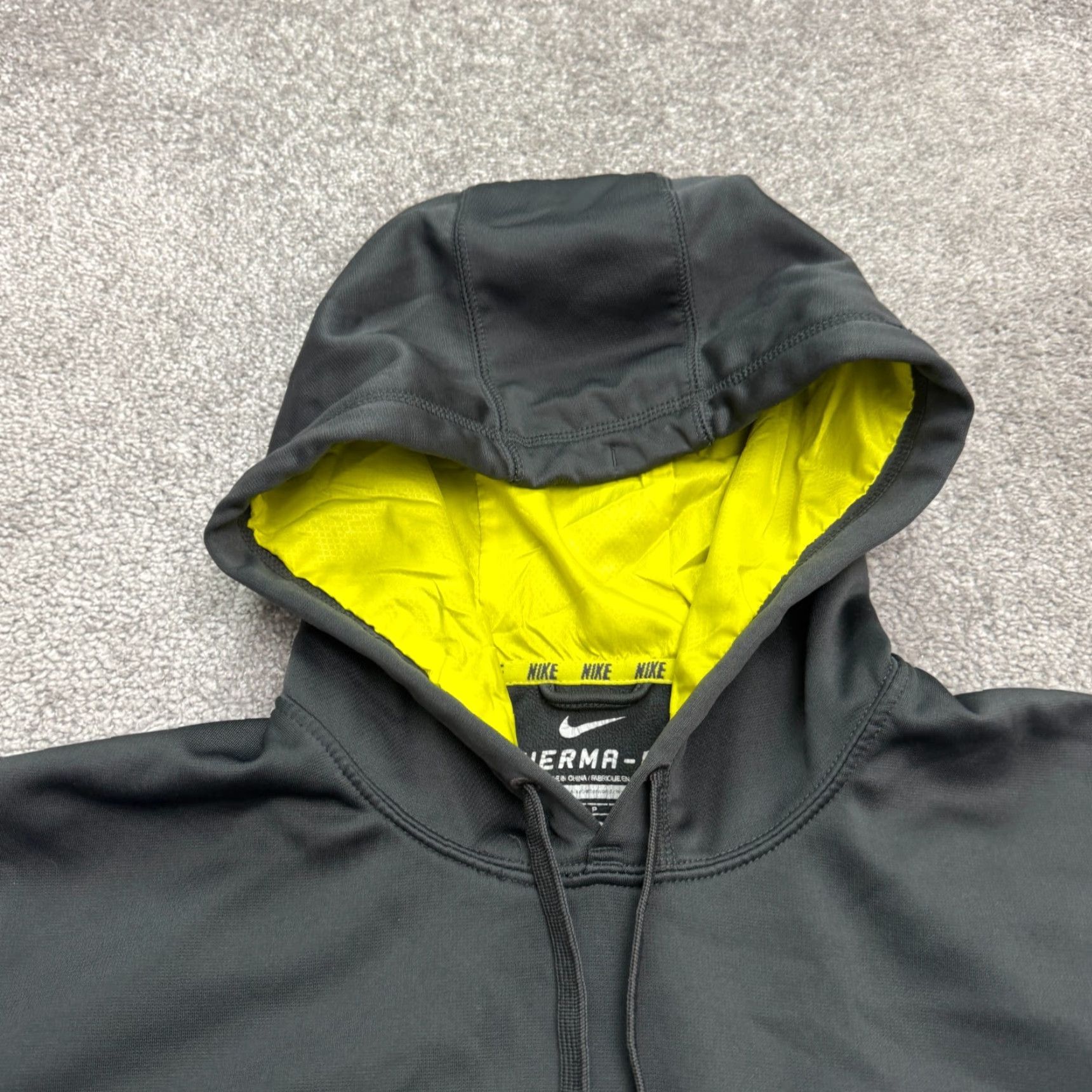 Nike Nike Therma-Fit Hoodie Mens Small Black Yellow Activewear Sweatshirt Size US S / EU 44-46 / 1 - 4 Thumbnail