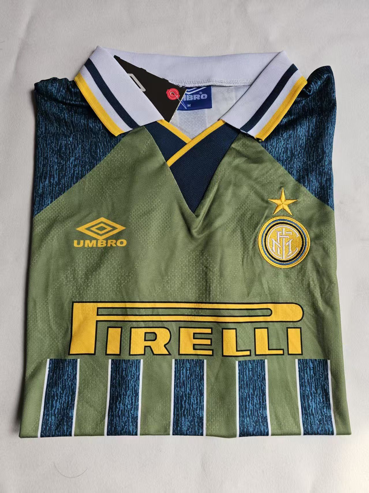 Other 1995 96 Inter Milan Soccer Jersey Size US XL / EU 56 / 4 - 4 Thumbnail