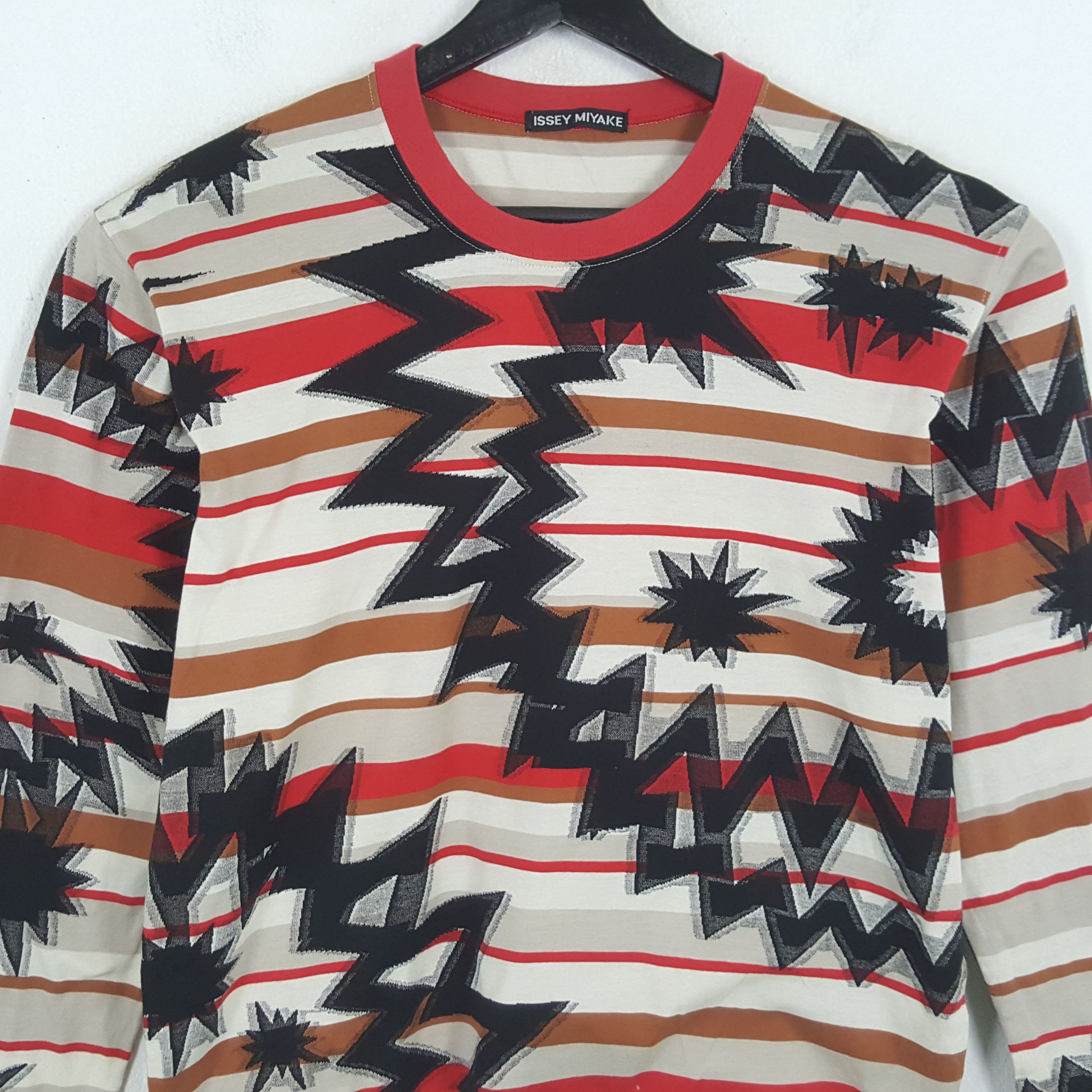 Issey Miyake × Japanese Brand × Vintage ISSEY MIYAKE Japanese Designer Fashion Style Tshirt Size US M / EU 48-50 / 2 - 2 Thumbnail