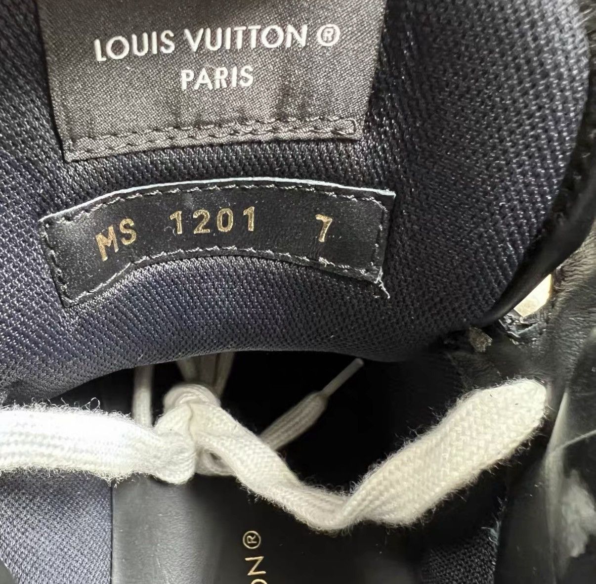 Louis Vuitton Louis Vuitton Rivoli Black Monogram High-Top Sneakers J41 Size US 8 / EU 41 - 7 Thumbnail