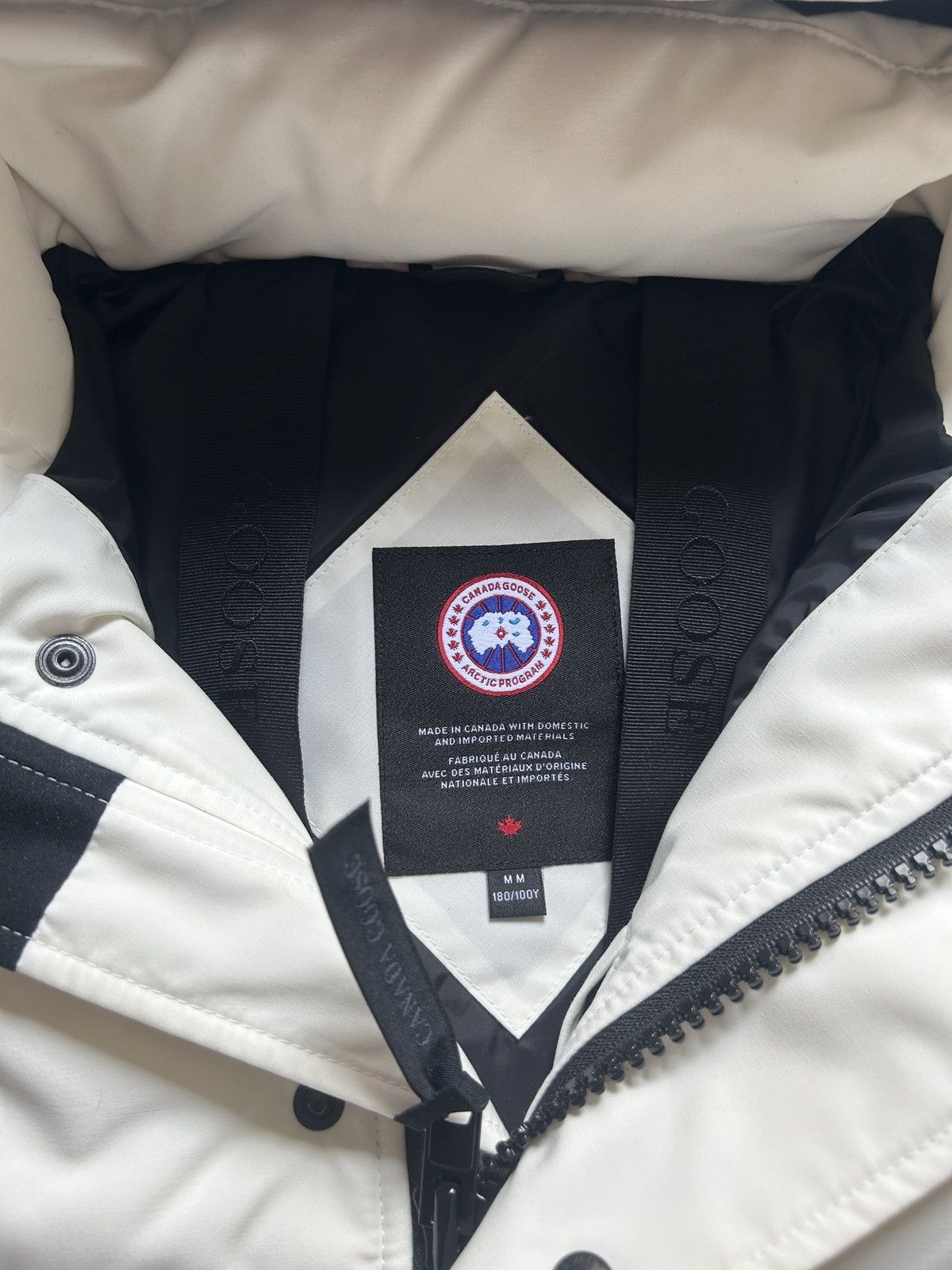 Canada Goose Canada Goose Wyndham North Star White Black Label Size US M / EU 48-50 / 2 - 7 Thumbnail