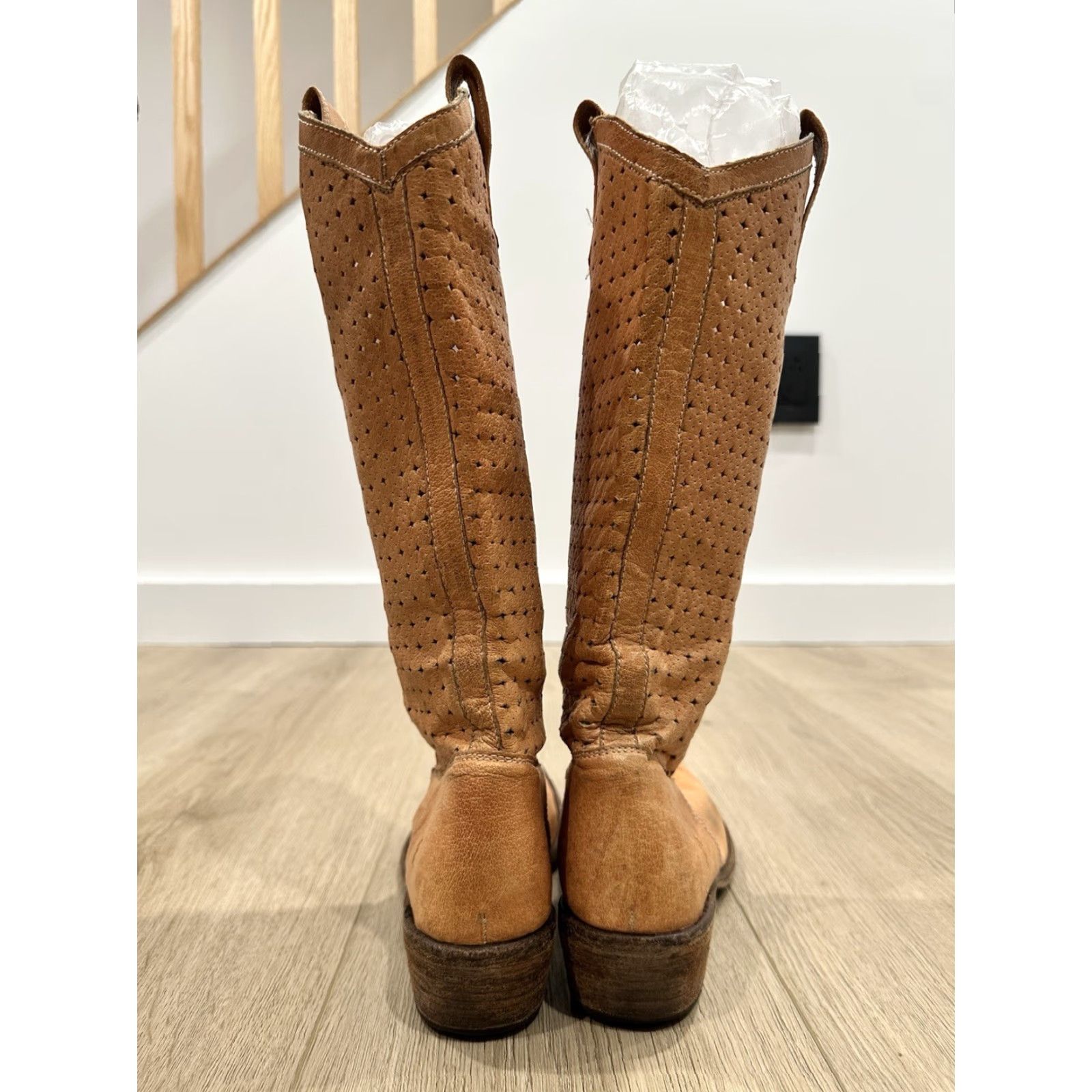 Frye Frye Women's Boots Western Pull On Leather 7.5B Brown Knee High Leather Lining Bohemian Vintage No Size US 8 / IT 38 - 4 Thumbnail