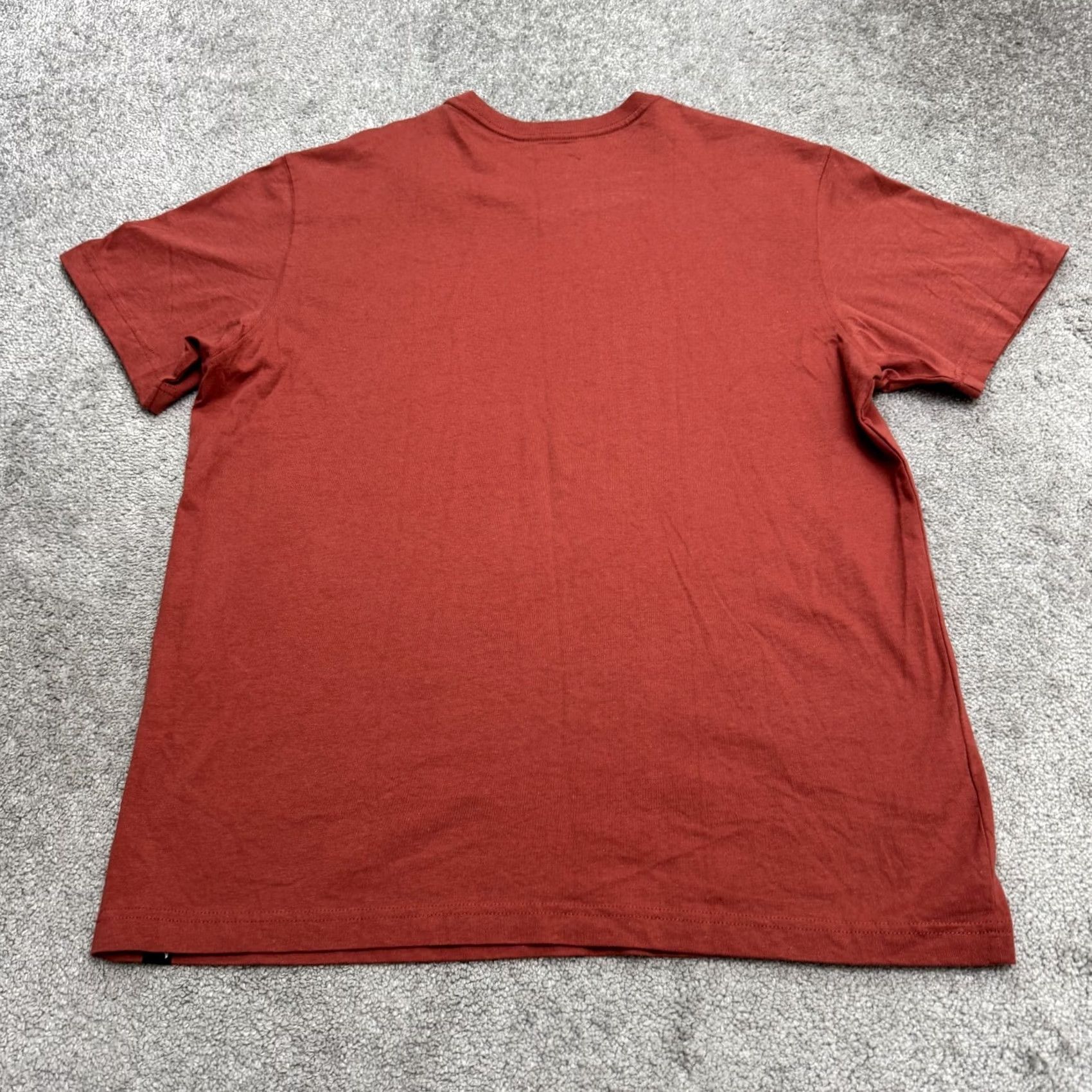 Eddie Bauer Eddie Bauer T-Shirt Mens Large Cotton Basic Crew Neck Red NWT Modern Classic Fit Short Sleeve Shirt Tee Regular Mens Red Cotton Basic Crew Tee NWT Size US L / EU 52-54 / 3 - 2 Thumbnail
