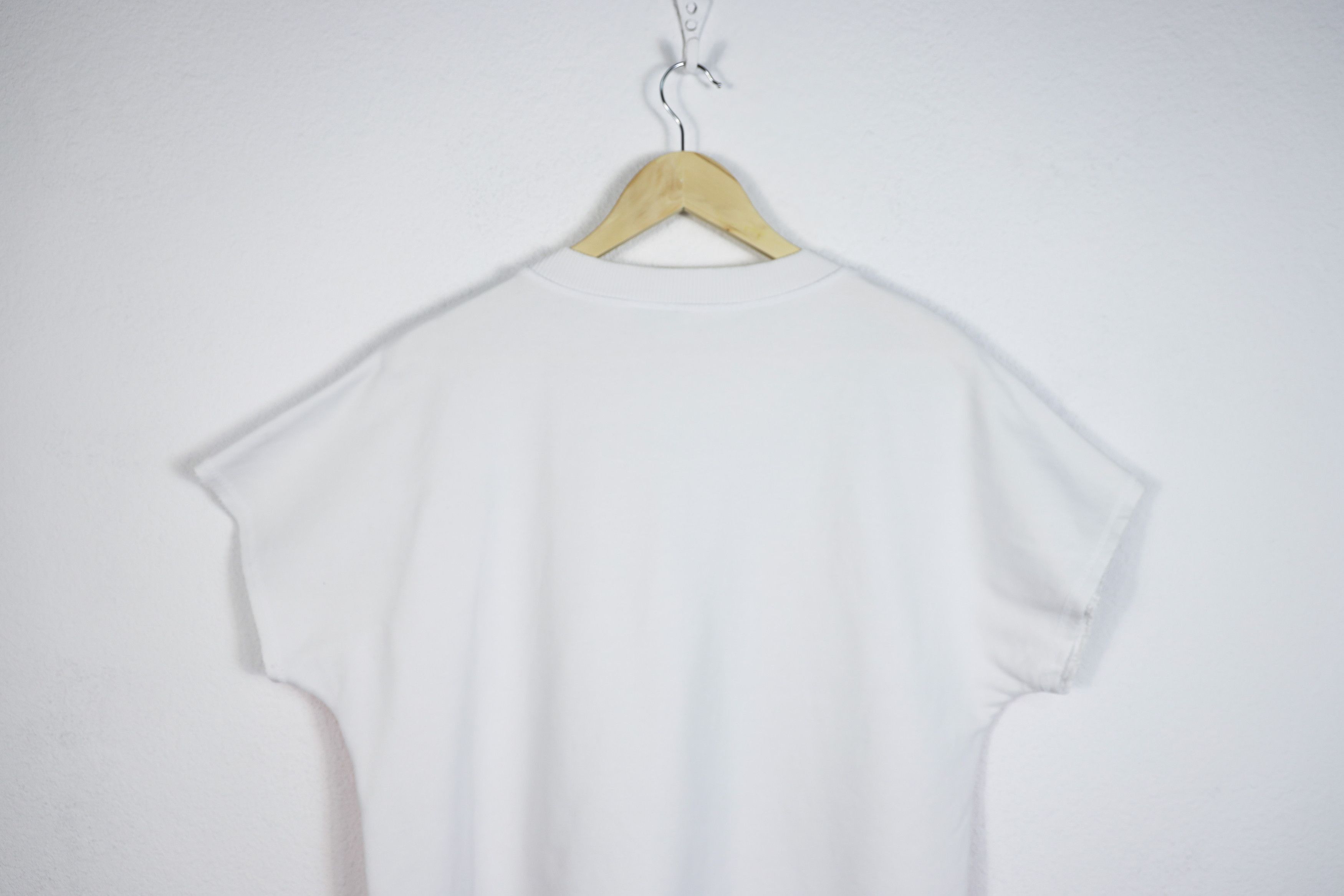 Moschino Moschino Love Embroidered Flag Graphic Print Tee T-shirt Size US M / EU 48-50 / 2 - 9 Thumbnail