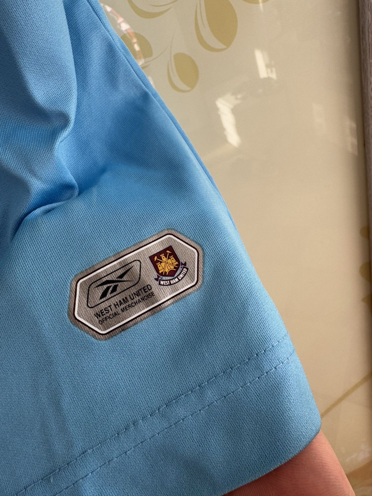 Reebok × Vintage Vintage West Ham United 2004-2005 Away Soccer Jersey Kit Size US M / EU 48-50 / 2 - 7 Thumbnail